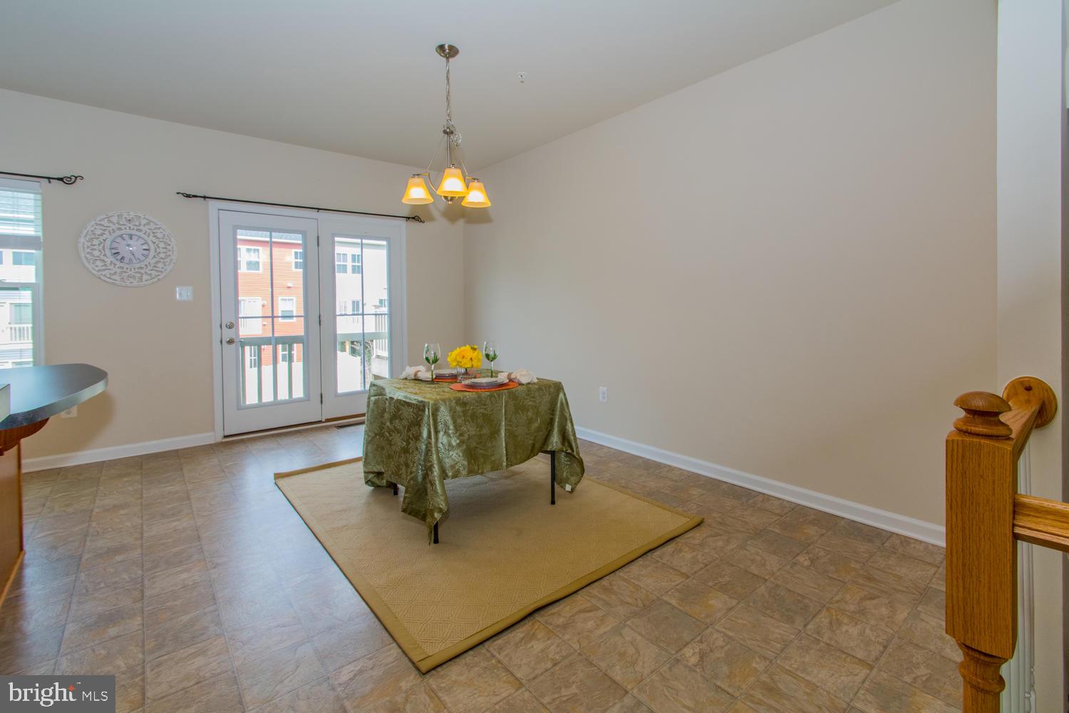 CREEKSIDE VILLAGE AT TANYARD SPRINGS - Residential