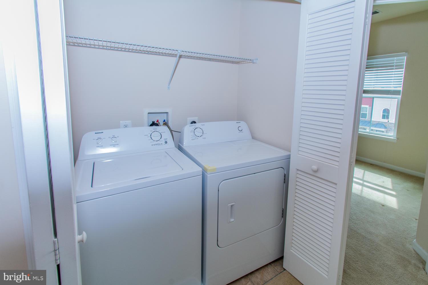 CREEKSIDE VILLAGE AT TANYARD SPRINGS - Residential