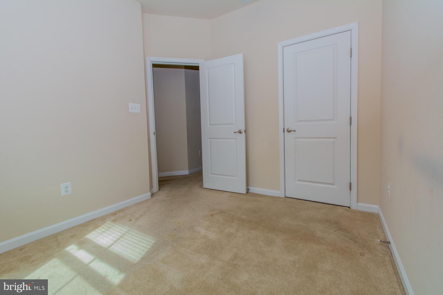 CREEKSIDE VILLAGE AT TANYARD SPRINGS - Residential