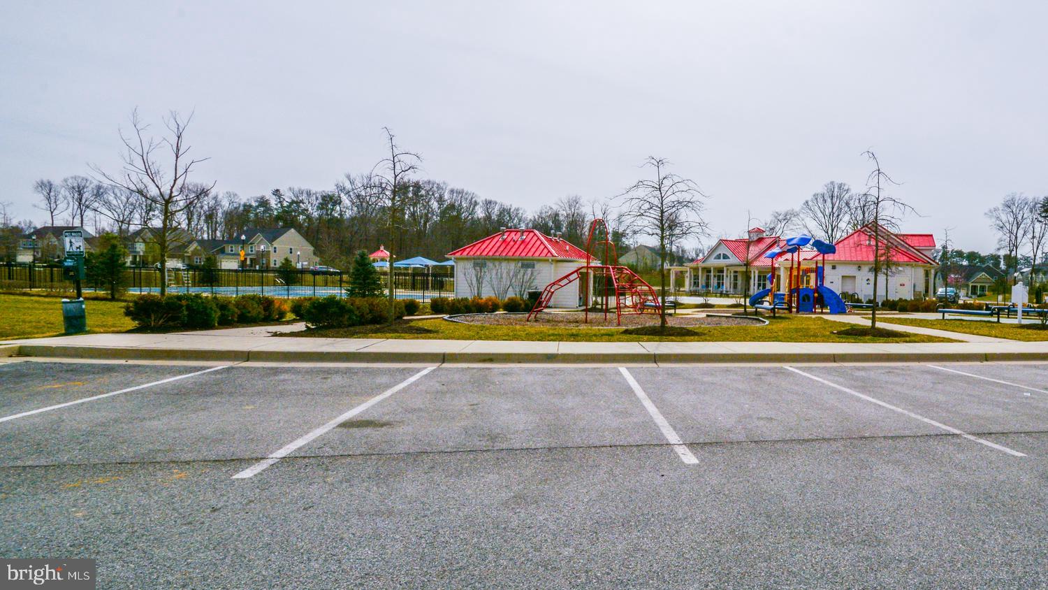 CREEKSIDE VILLAGE AT TANYARD SPRINGS - Residential