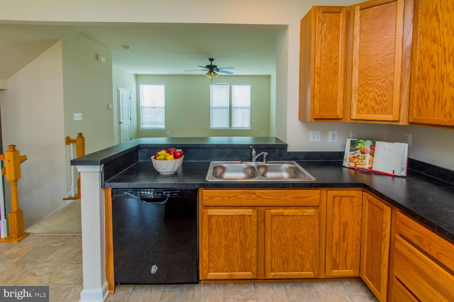 CREEKSIDE VILLAGE AT TANYARD SPRINGS - Residential