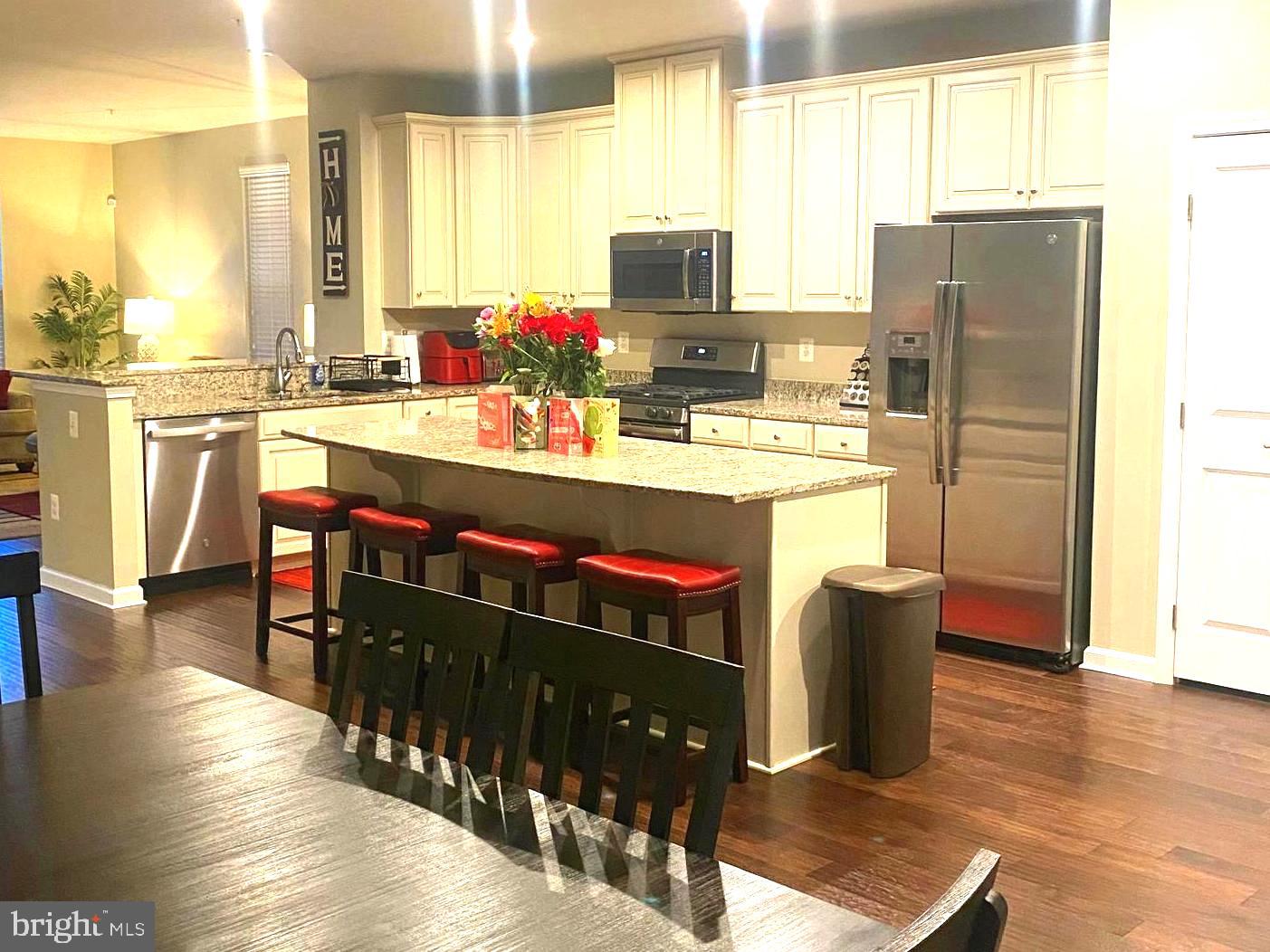 NEW TOWN - Residential