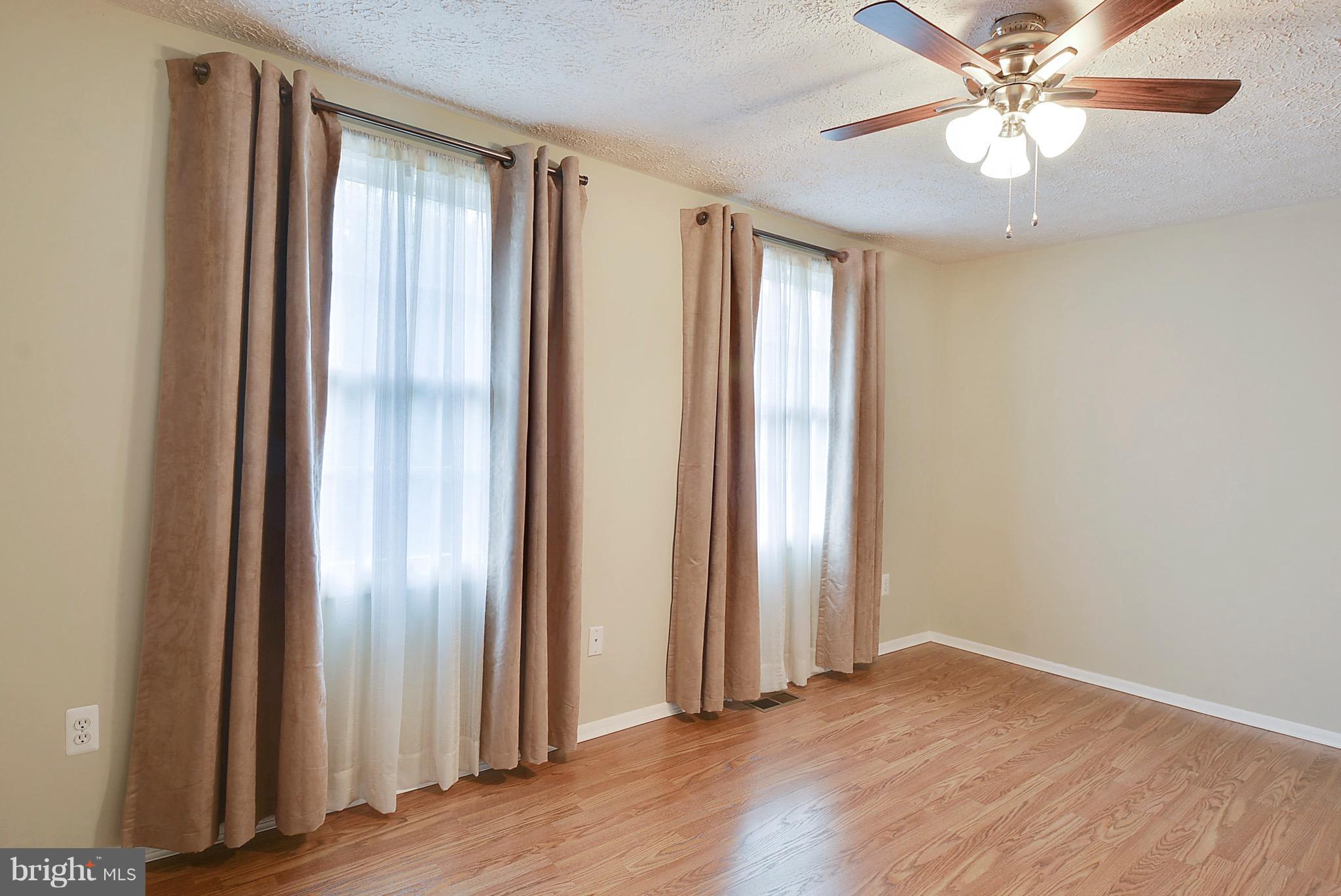 NEWINGTON FOREST - Residential Lease