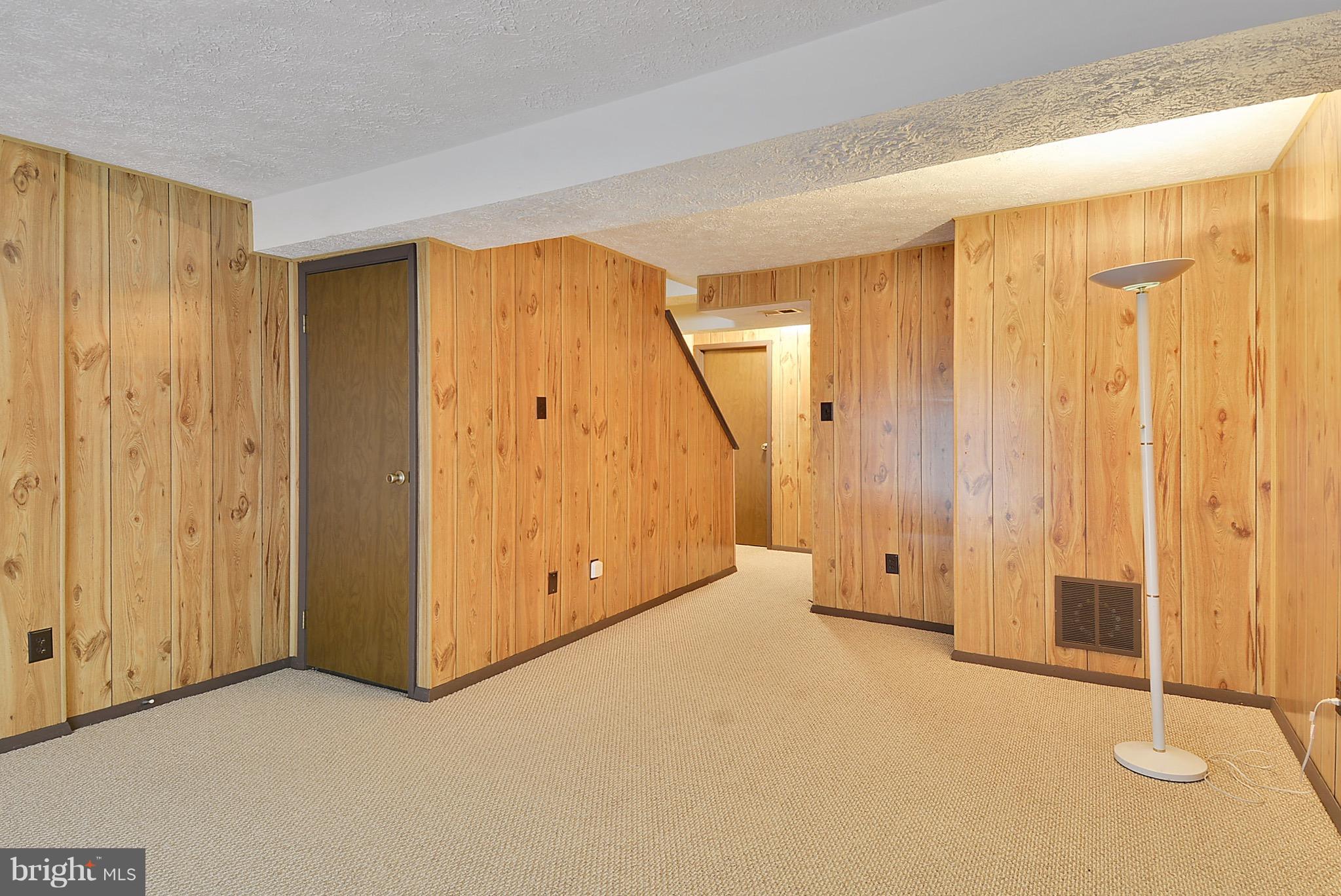 NEWINGTON FOREST - Residential Lease