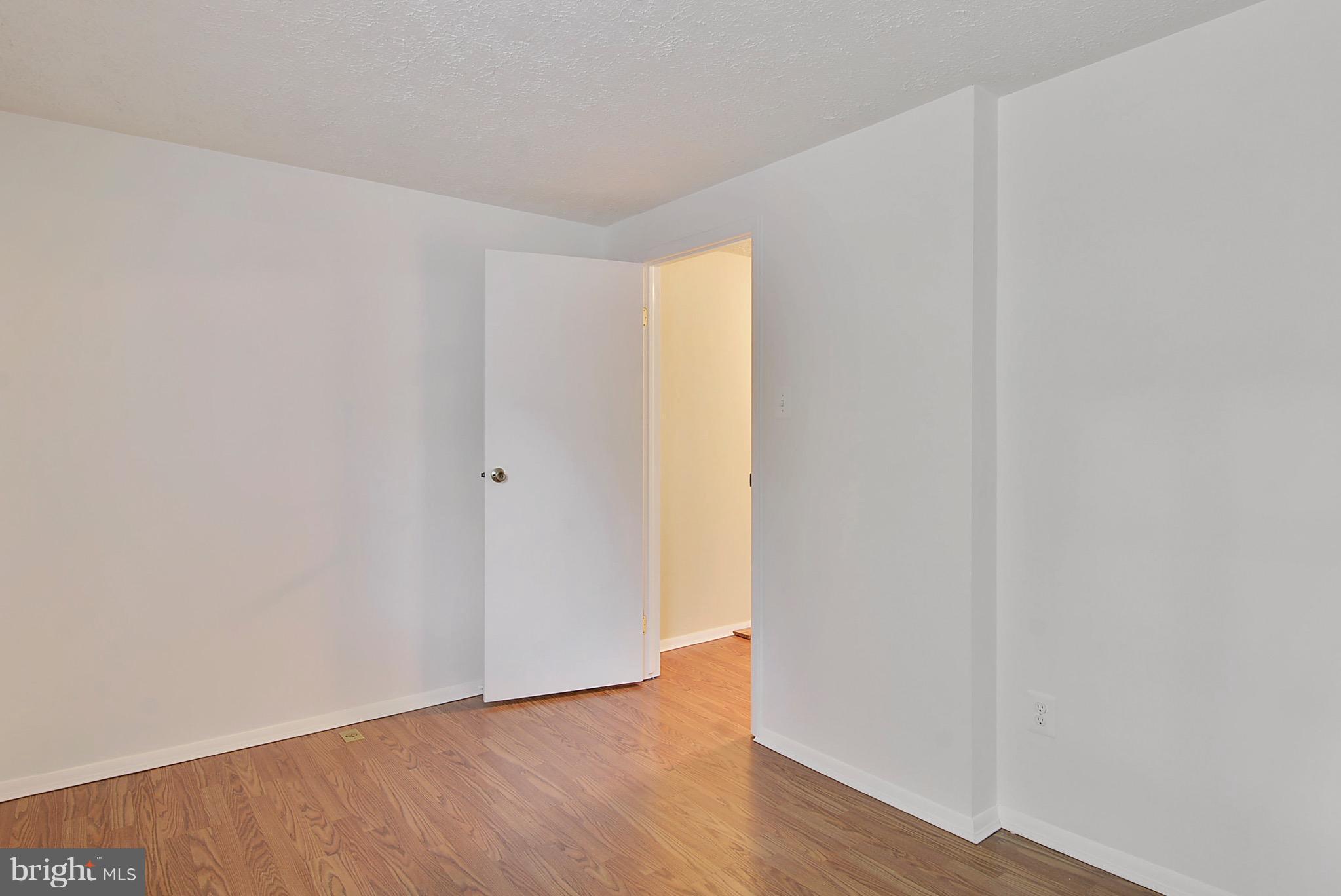 NEWINGTON FOREST - Residential Lease