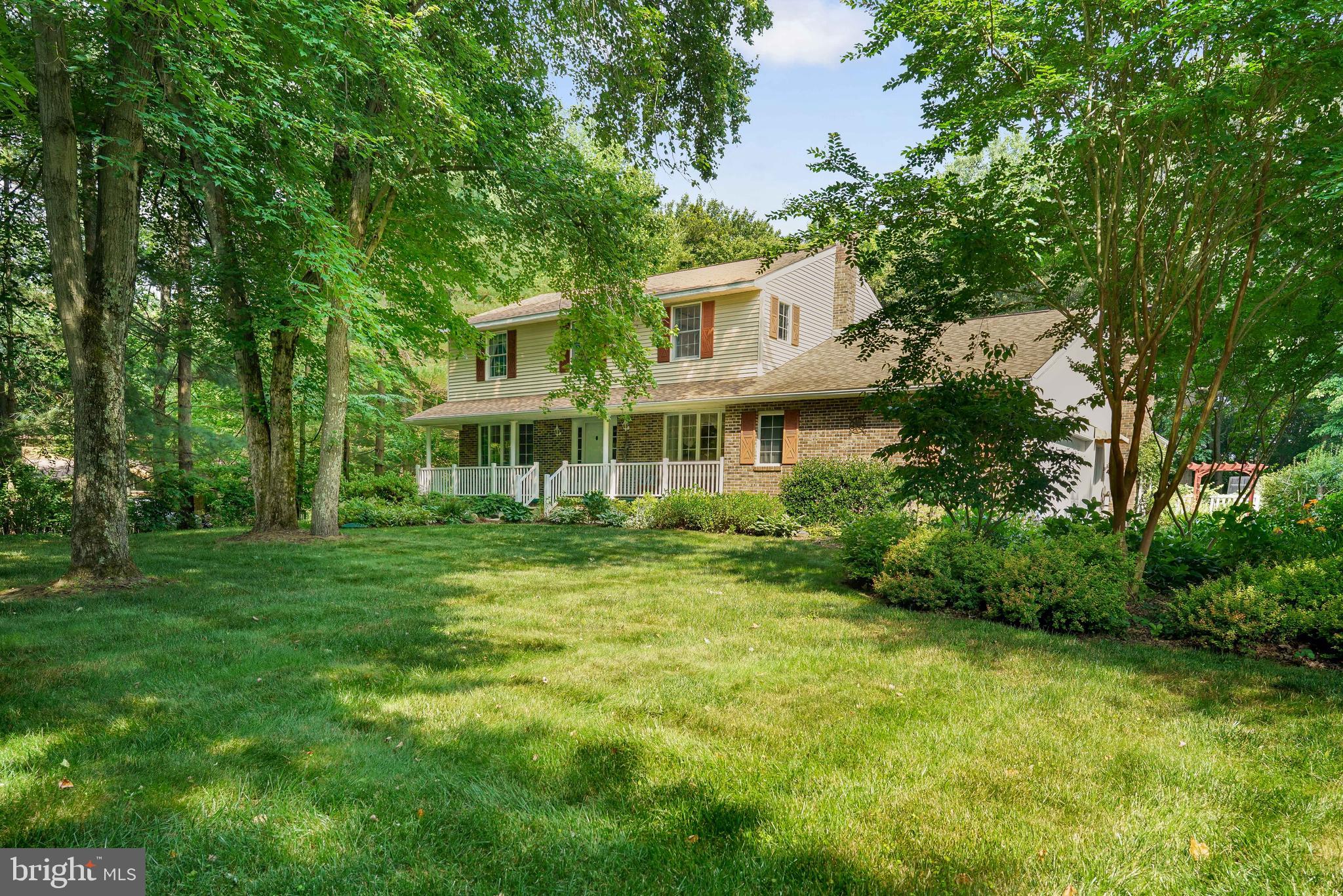 WOODCREST SHORES - Residential