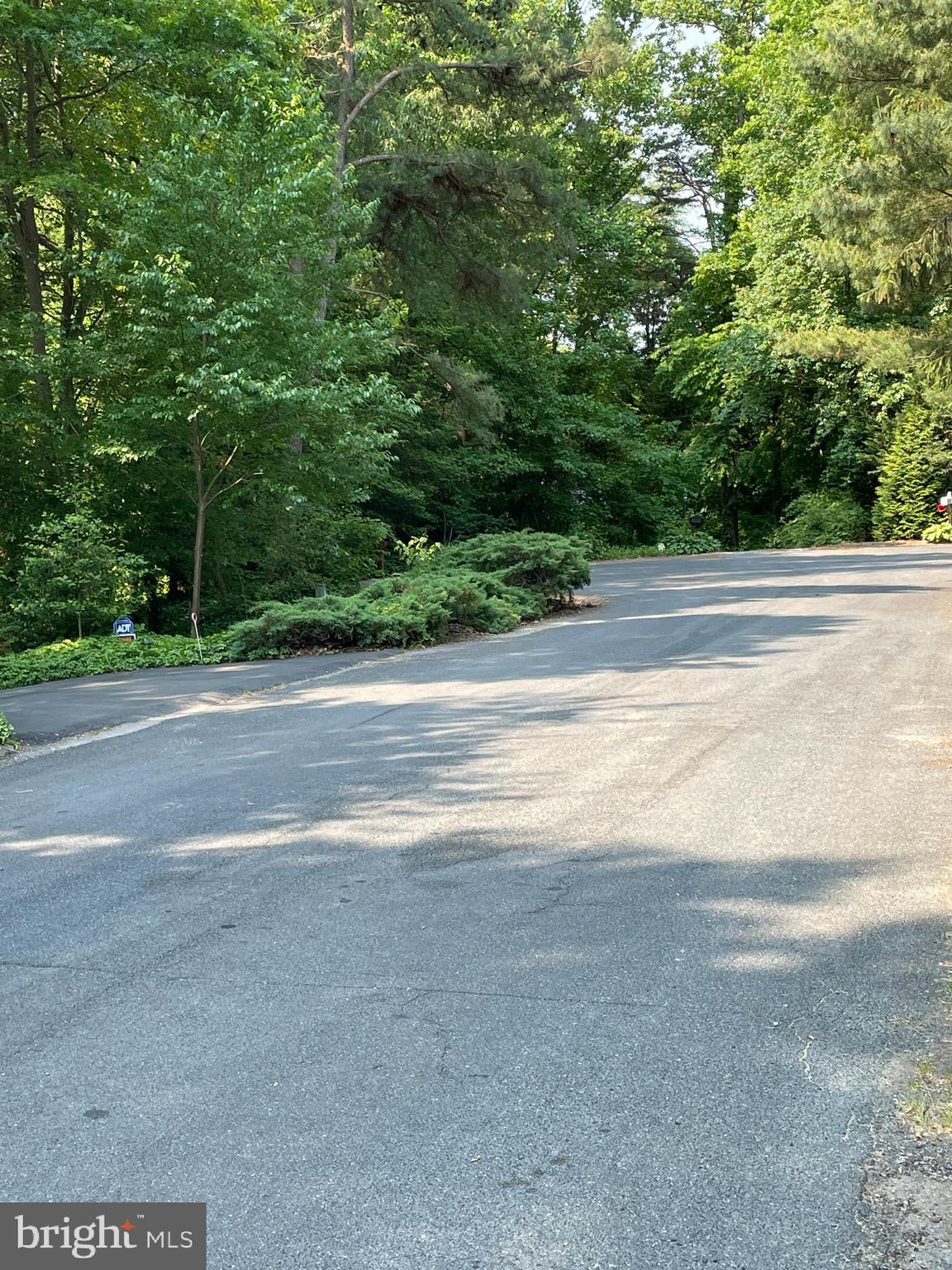 WOODCREST SHORES - Residential