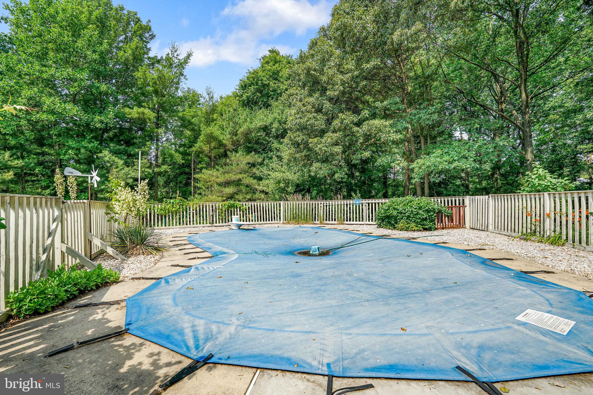 WOODCREST SHORES - Residential