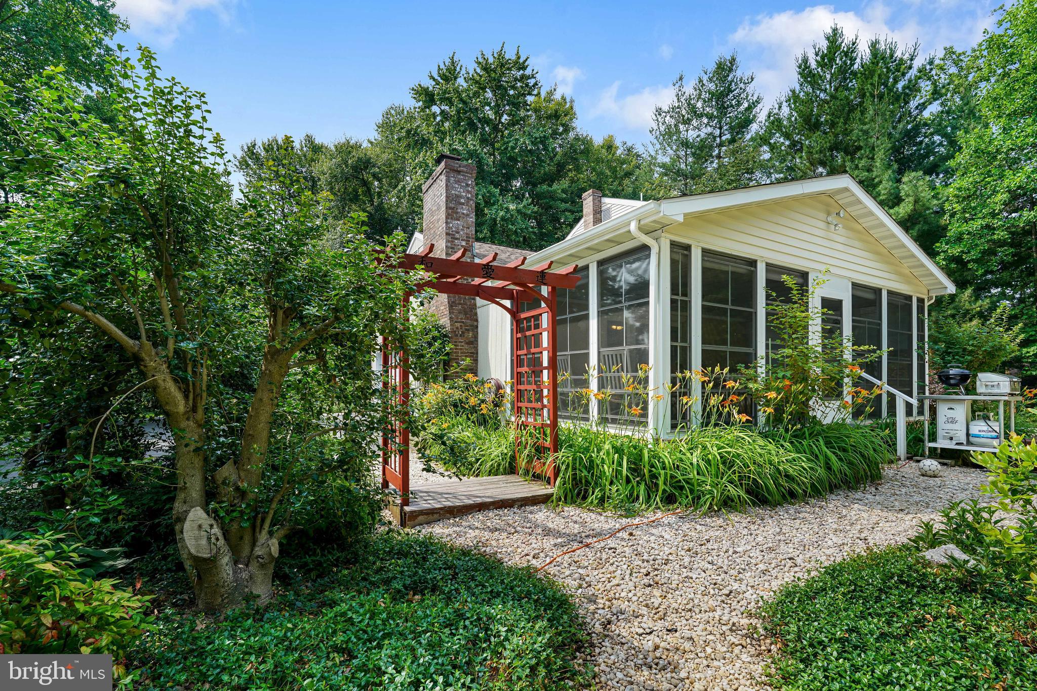 WOODCREST SHORES - Residential