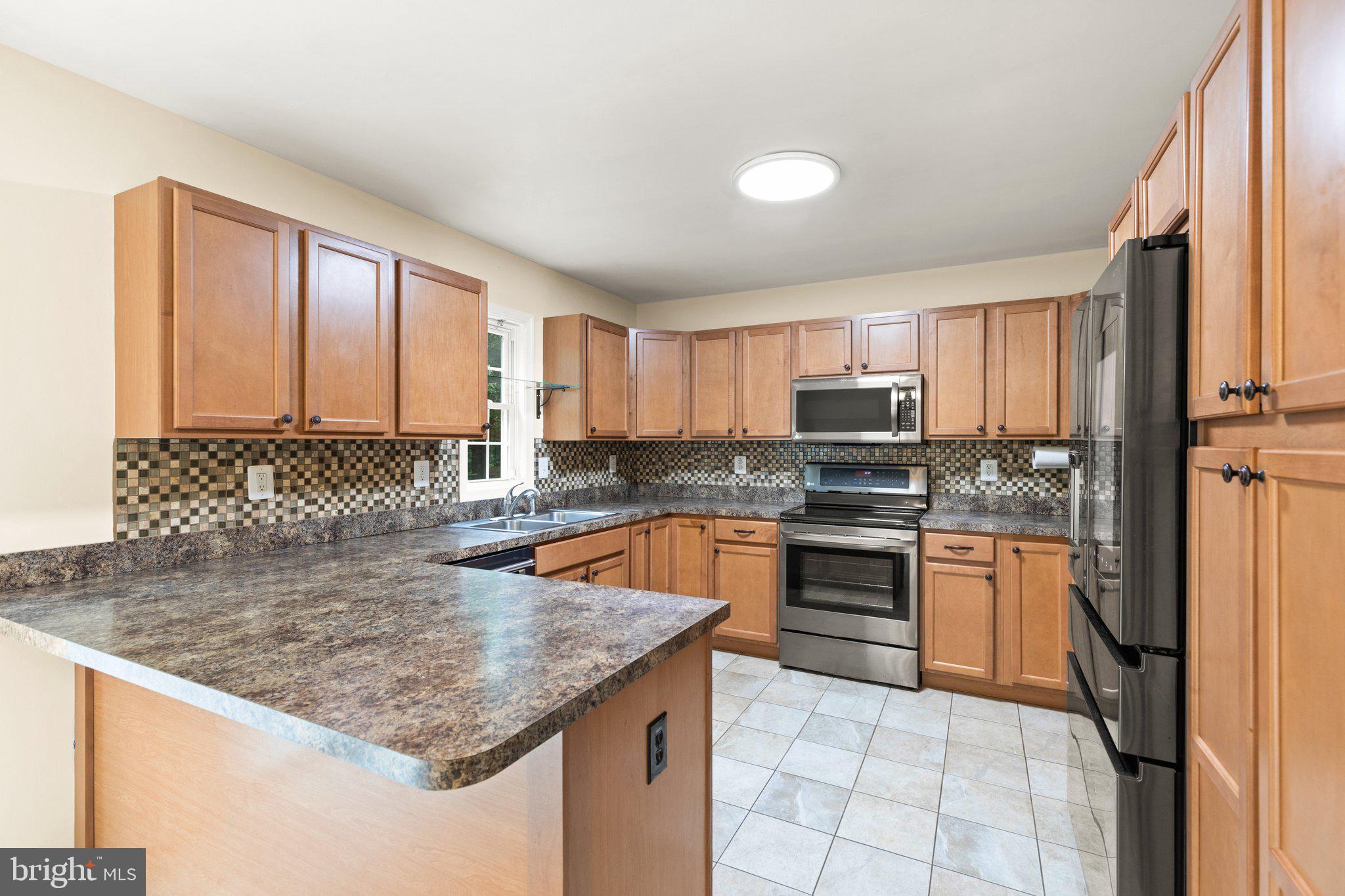 BRADFORD VILLAGE - Residential