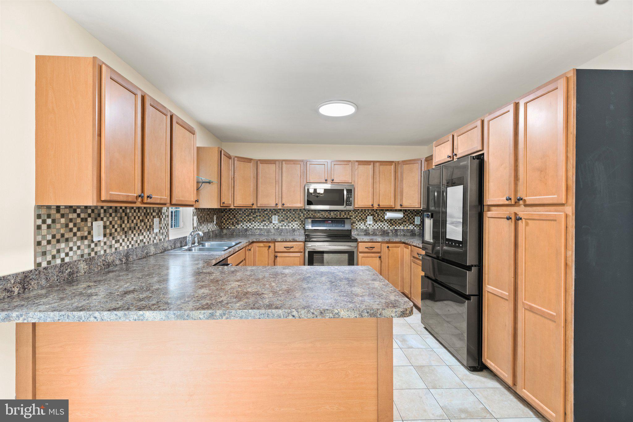 BRADFORD VILLAGE - Residential