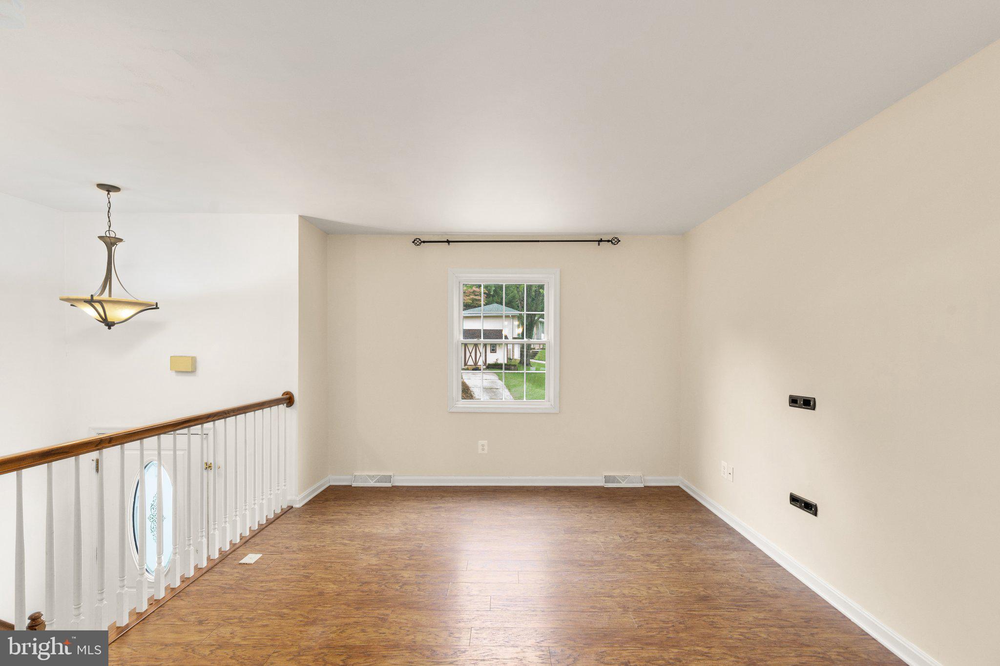 BRADFORD VILLAGE - Residential