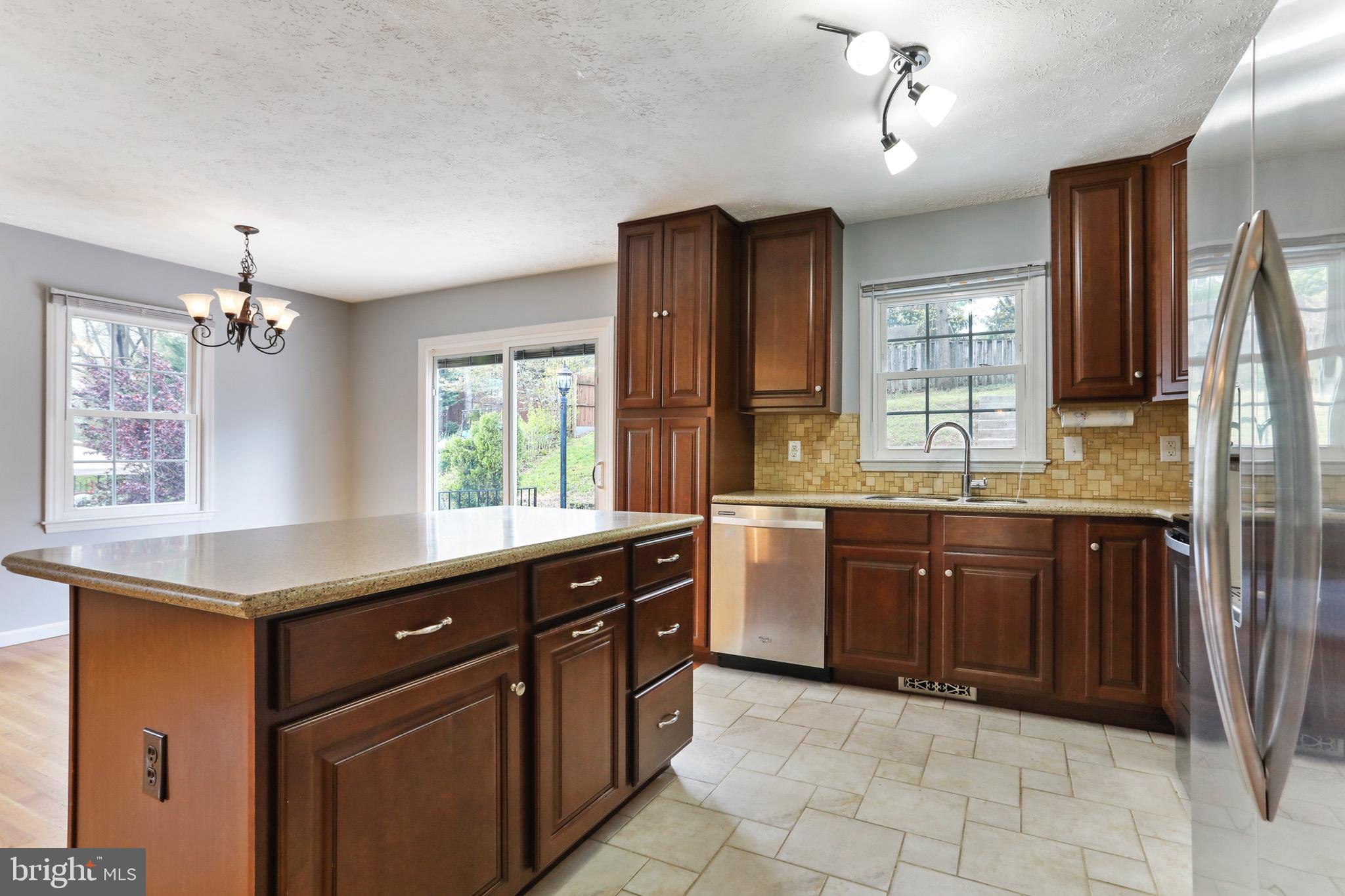 VISCOSE CITY - Residential