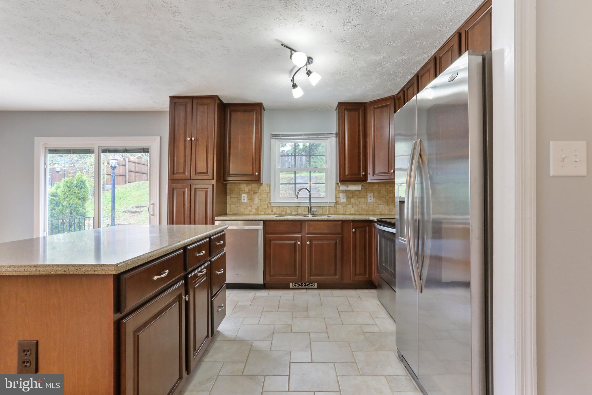 VISCOSE CITY - Residential