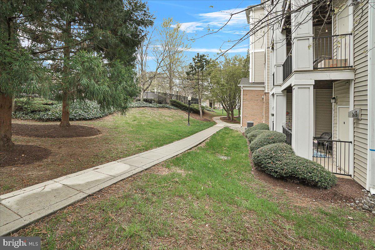 ASHMORE AT GERMANOWN COMMUNITY - Residential