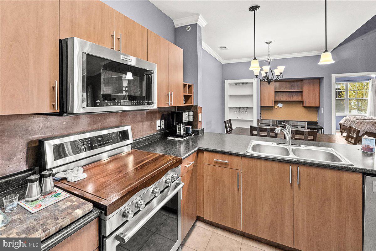 ASHMORE AT GERMANOWN COMMUNITY - Residential