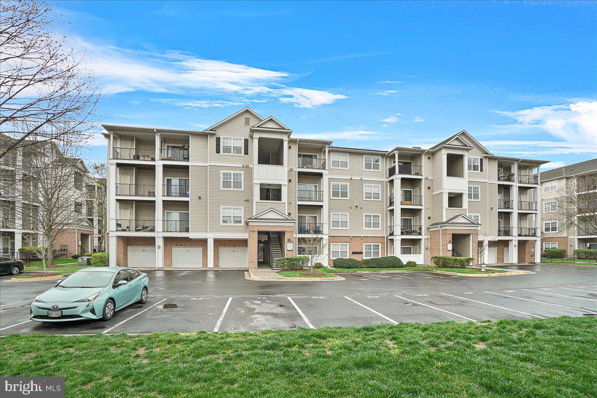 ASHMORE AT GERMANOWN COMMUNITY - Residential