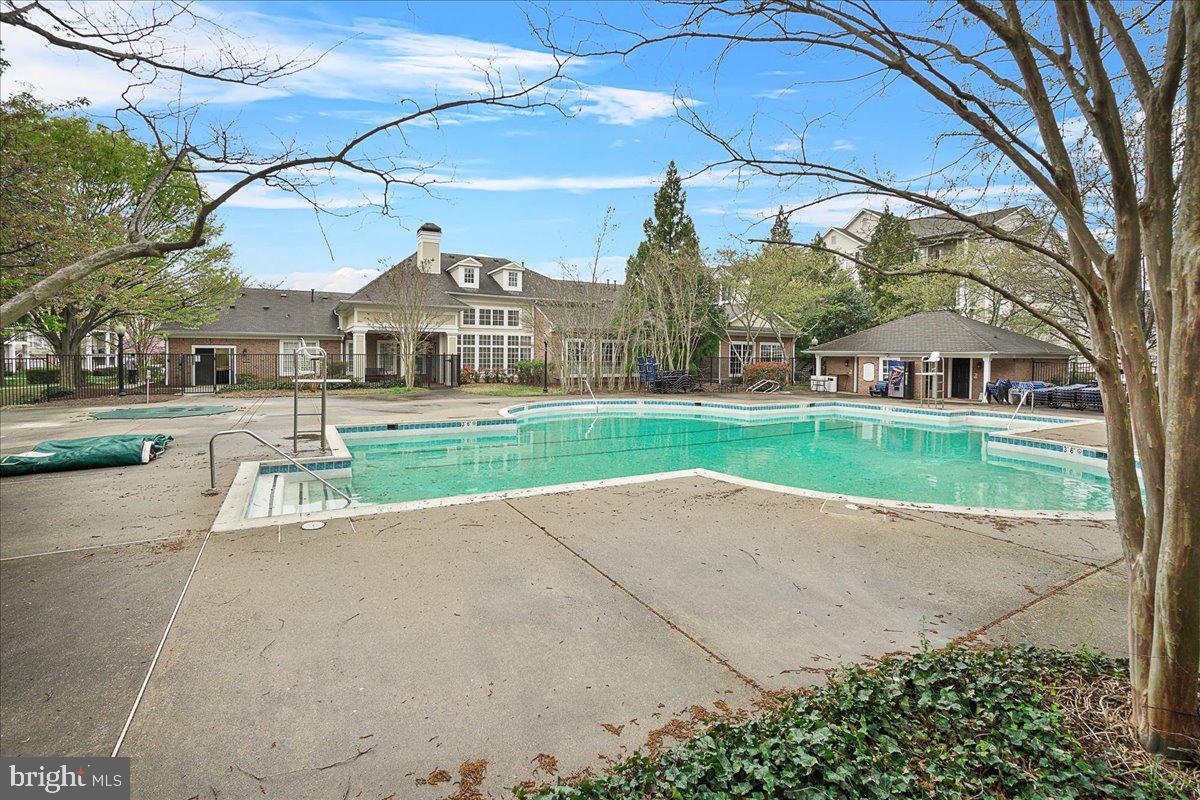 ASHMORE AT GERMANOWN COMMUNITY - Residential