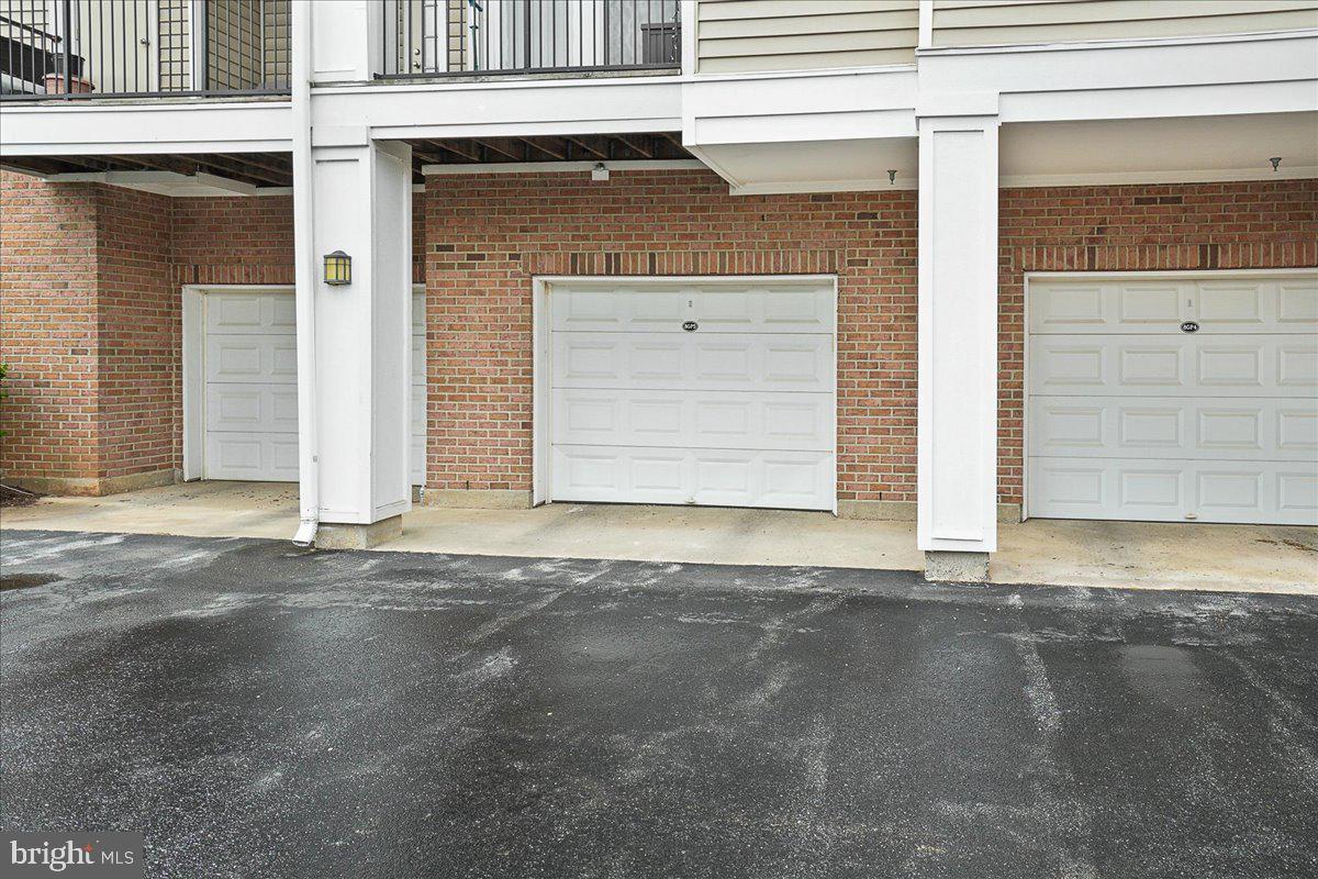 ASHMORE AT GERMANOWN COMMUNITY - Residential