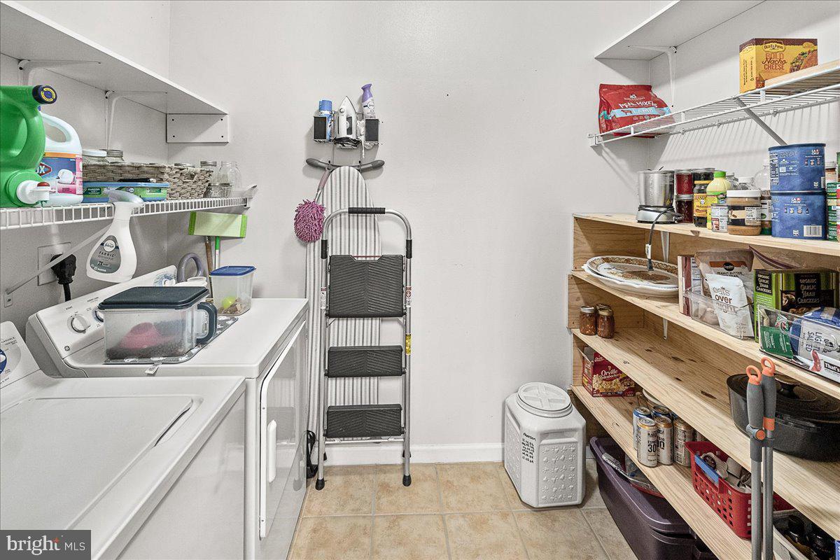 ASHMORE AT GERMANOWN COMMUNITY - Residential