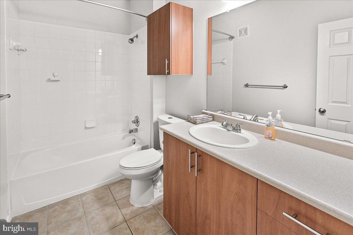 ASHMORE AT GERMANOWN COMMUNITY - Residential