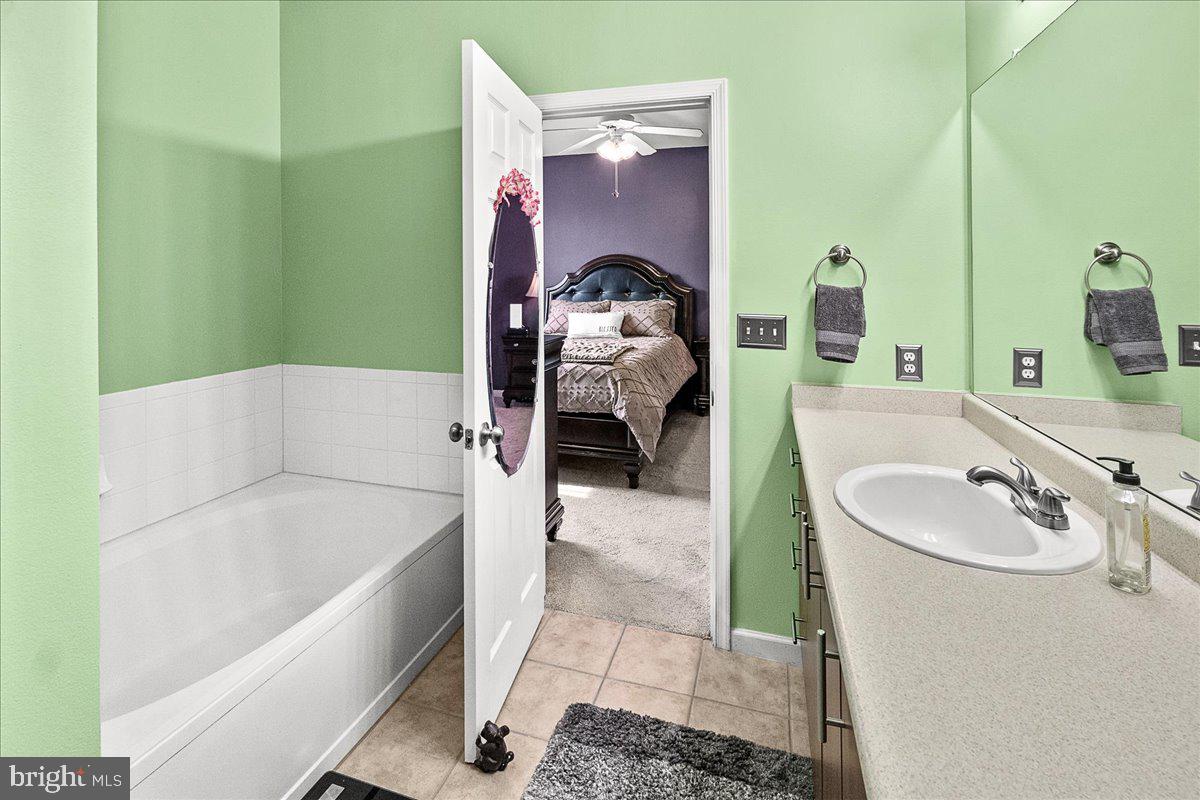 ASHMORE AT GERMANOWN COMMUNITY - Residential