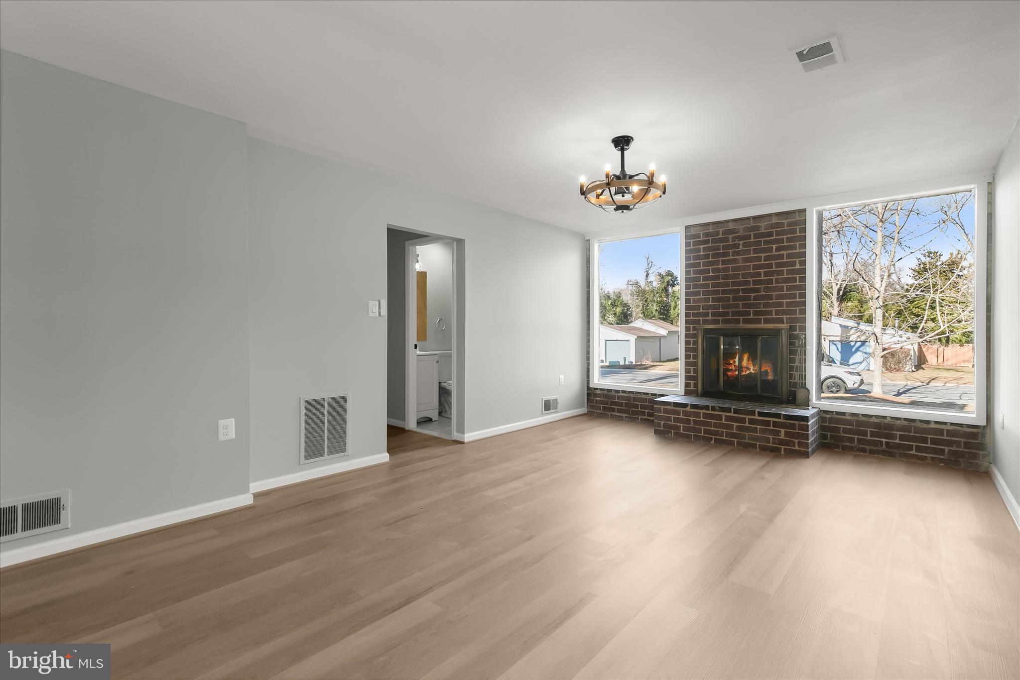 VILLAGE OF OAKLAND MILLS - Residential