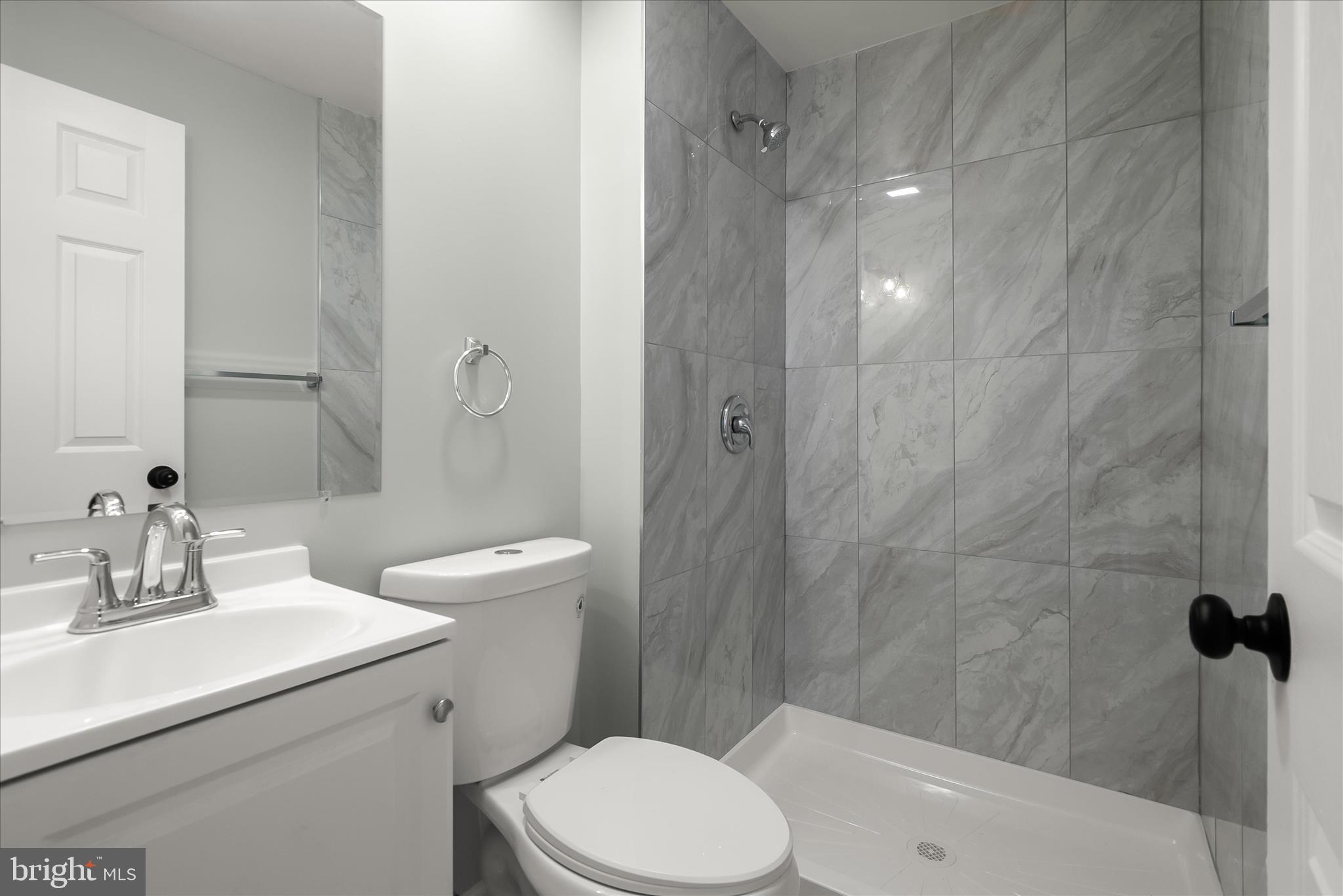 VILLAGE OF OAKLAND MILLS - Residential