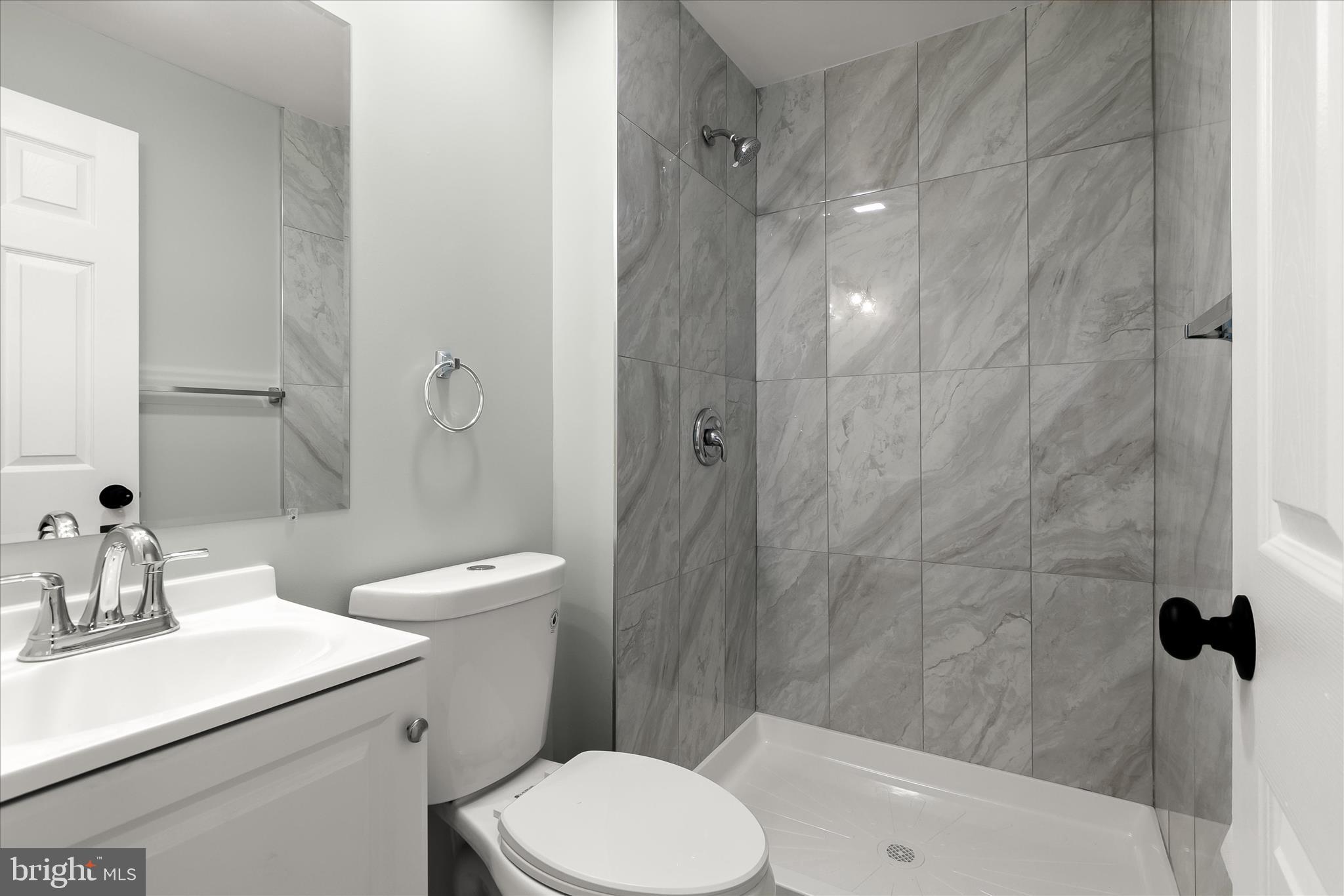 VILLAGE OF OAKLAND MILLS - Residential