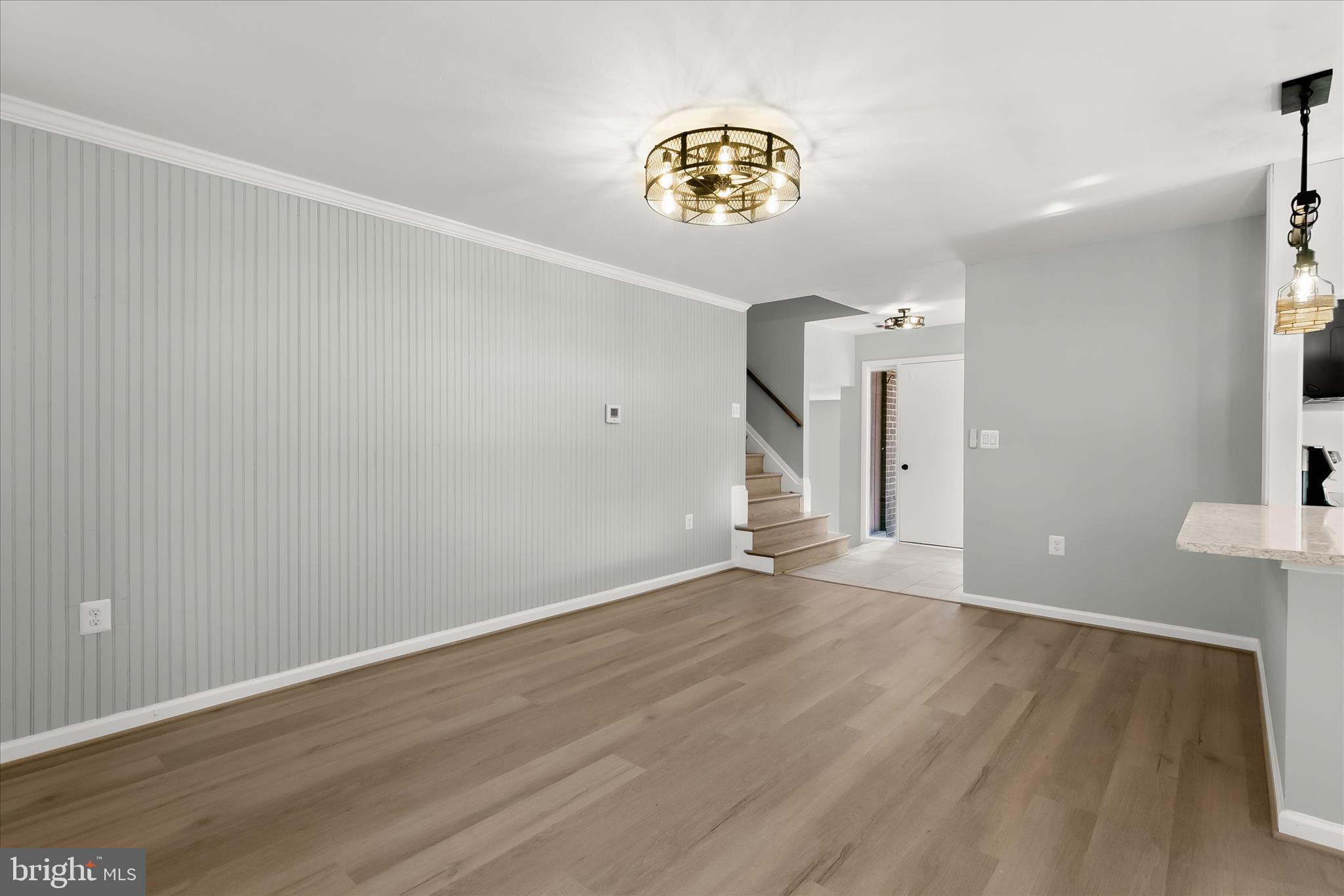 VILLAGE OF OAKLAND MILLS - Residential