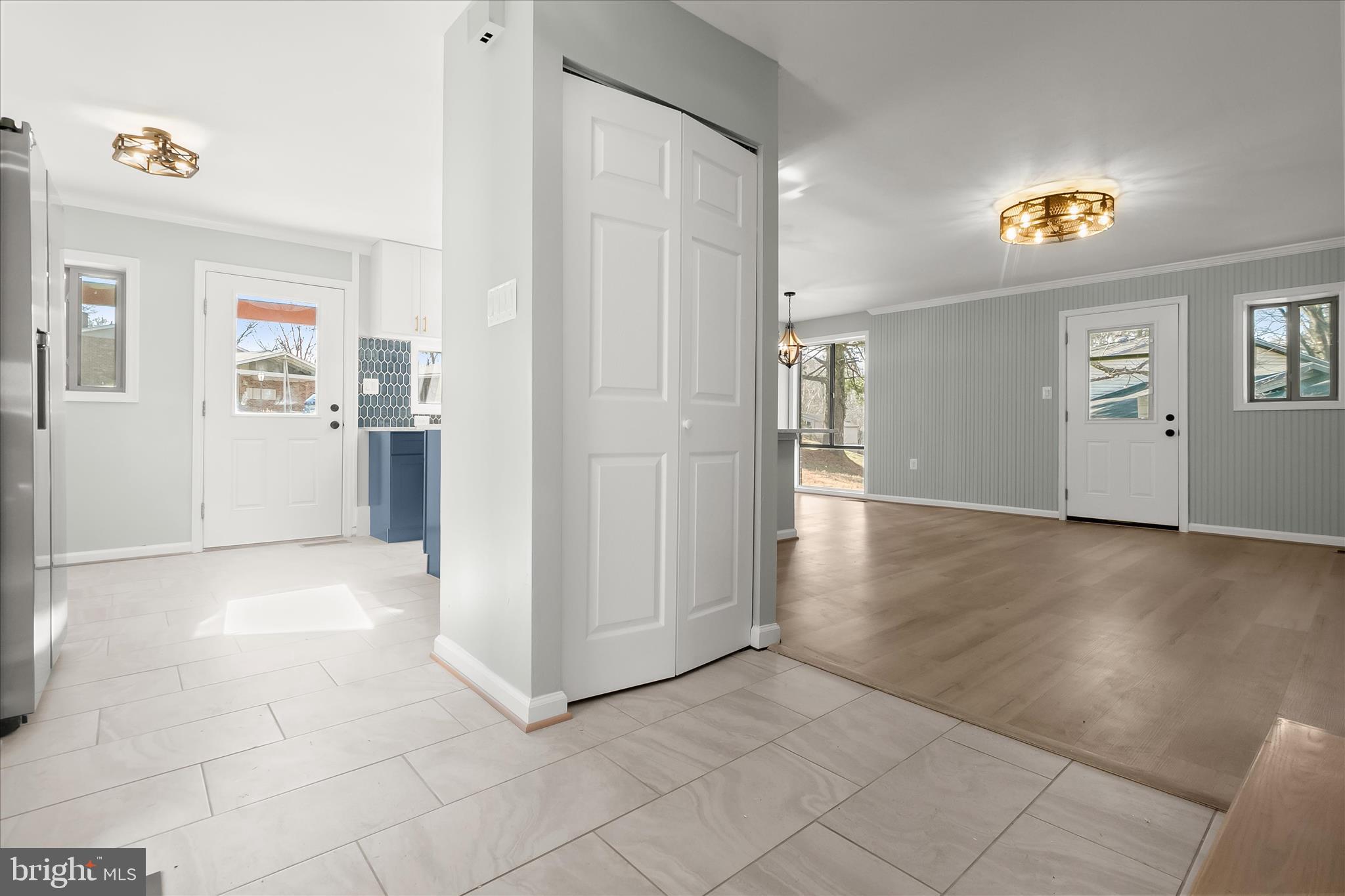 VILLAGE OF OAKLAND MILLS - Residential