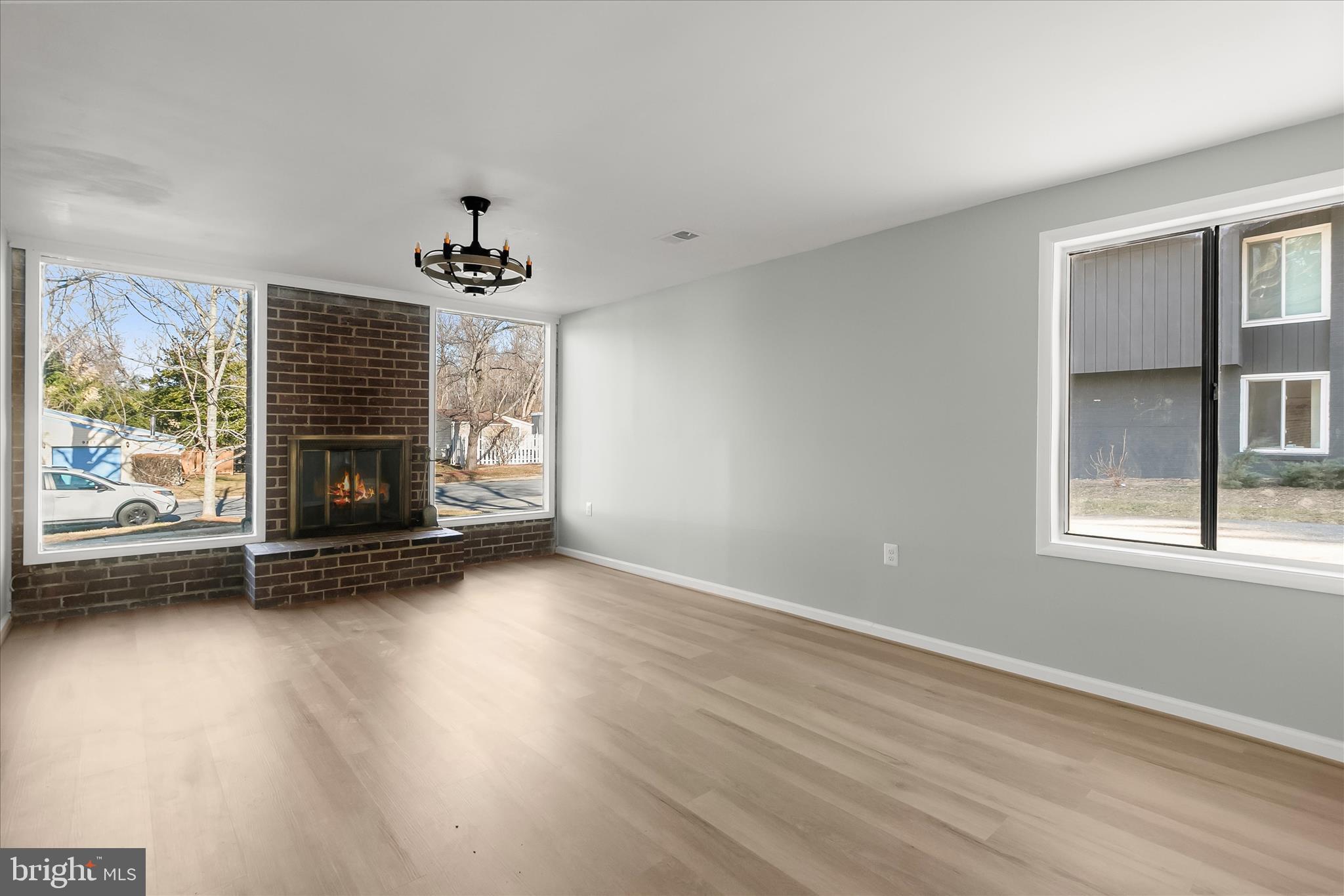 VILLAGE OF OAKLAND MILLS - Residential