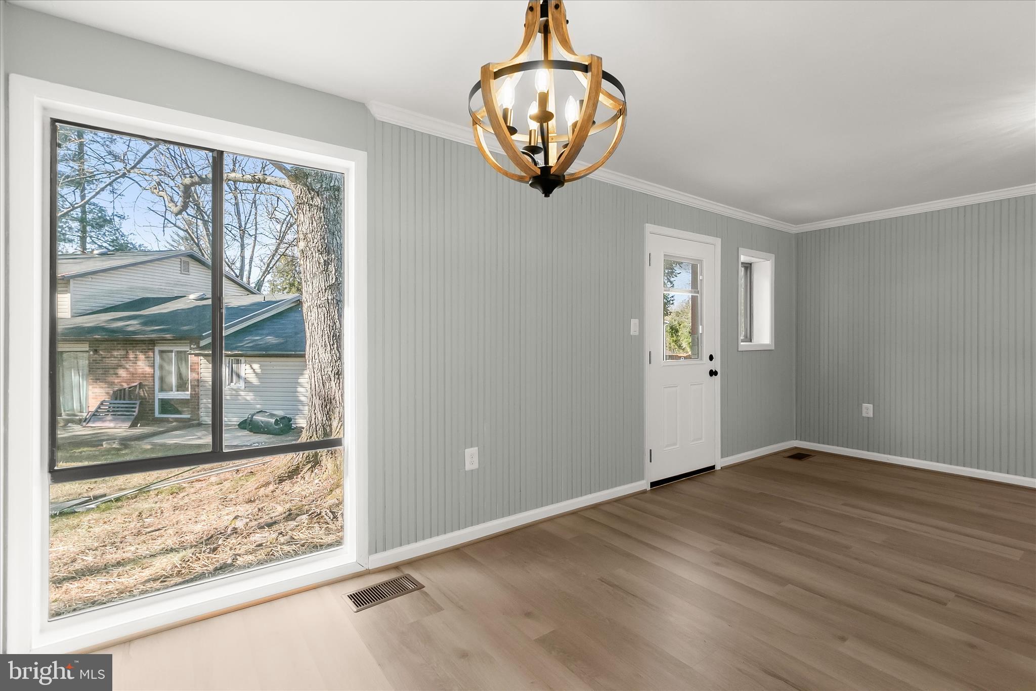 VILLAGE OF OAKLAND MILLS - Residential