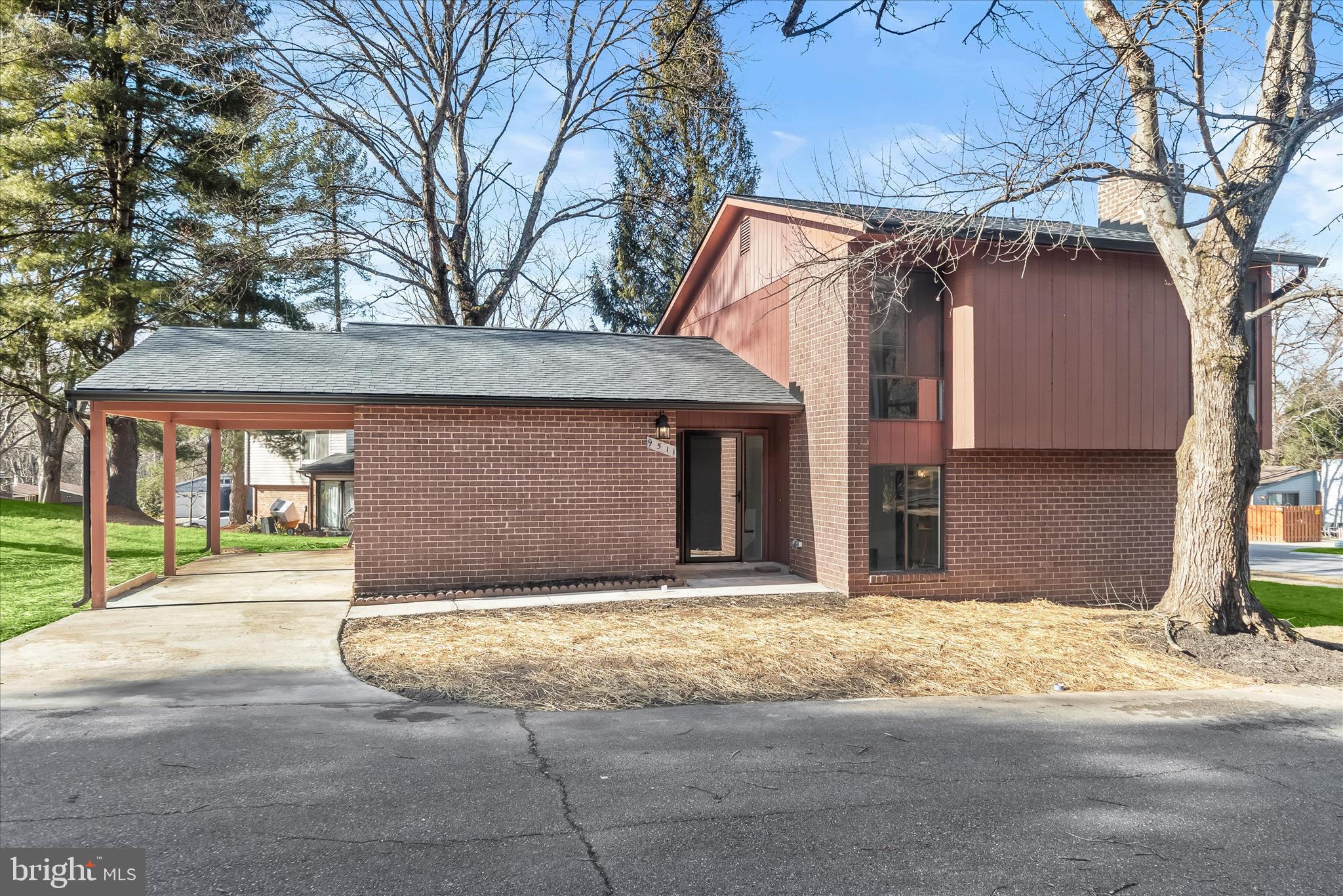 VILLAGE OF OAKLAND MILLS - Residential