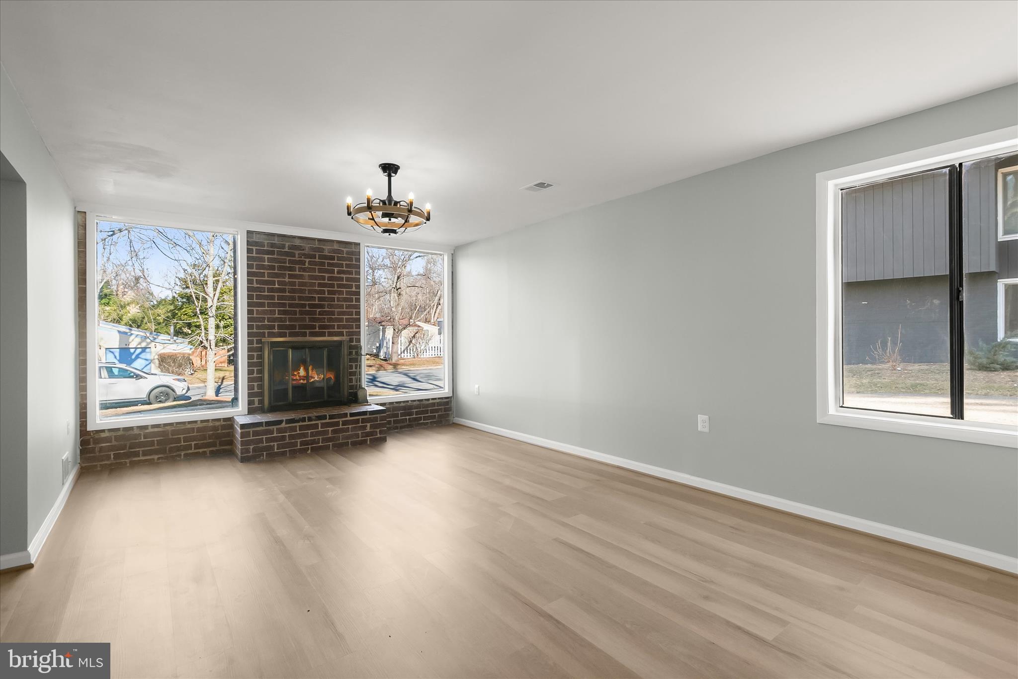 VILLAGE OF OAKLAND MILLS - Residential