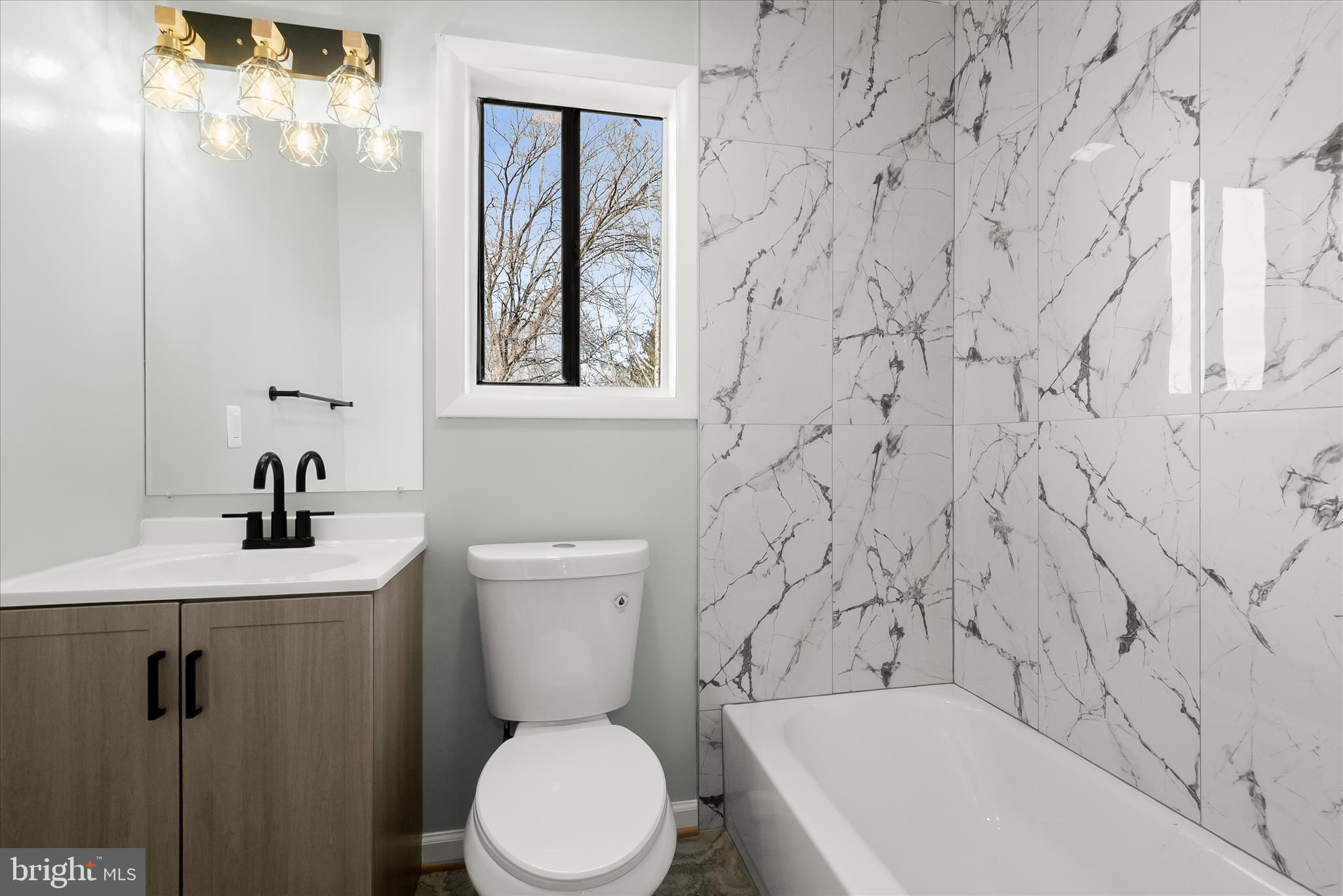 VILLAGE OF OAKLAND MILLS - Residential