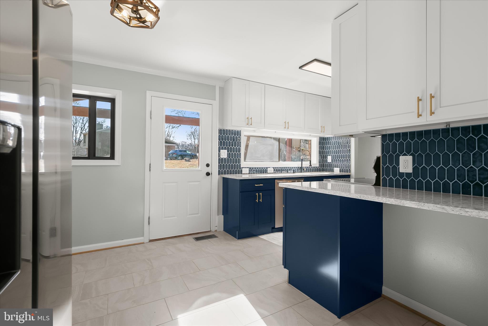 VILLAGE OF OAKLAND MILLS - Residential