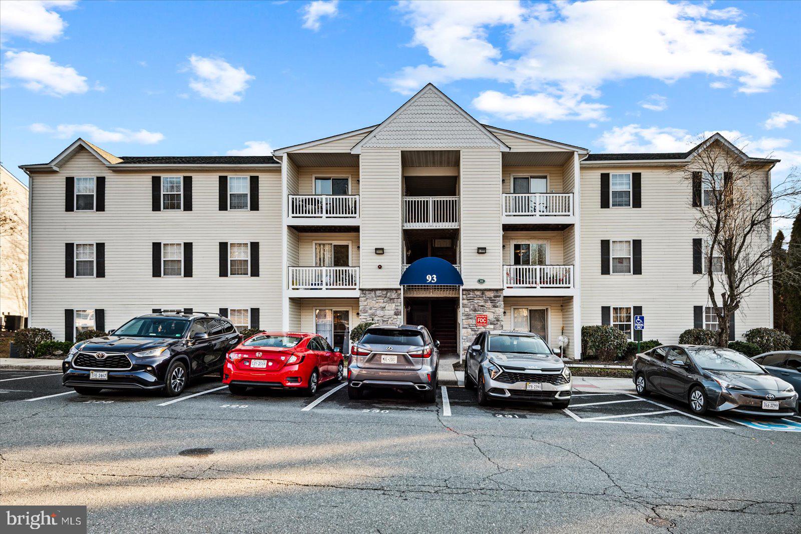 CARRIAGE POINTE AT AQUIA - Residential