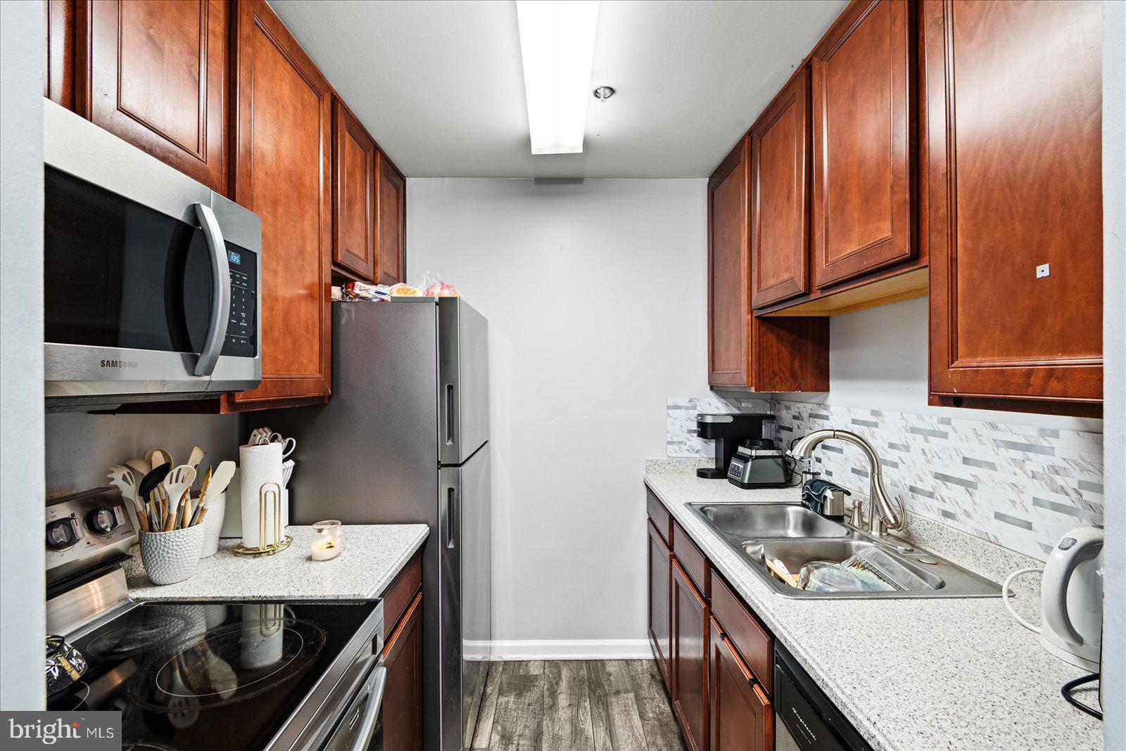 CARRIAGE POINTE AT AQUIA - Residential