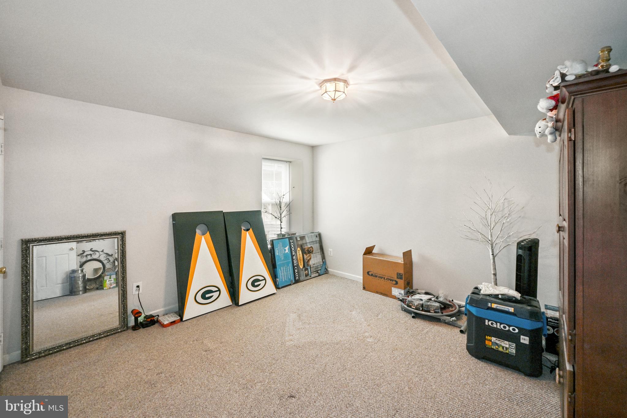 ROSEBERRY - Residential