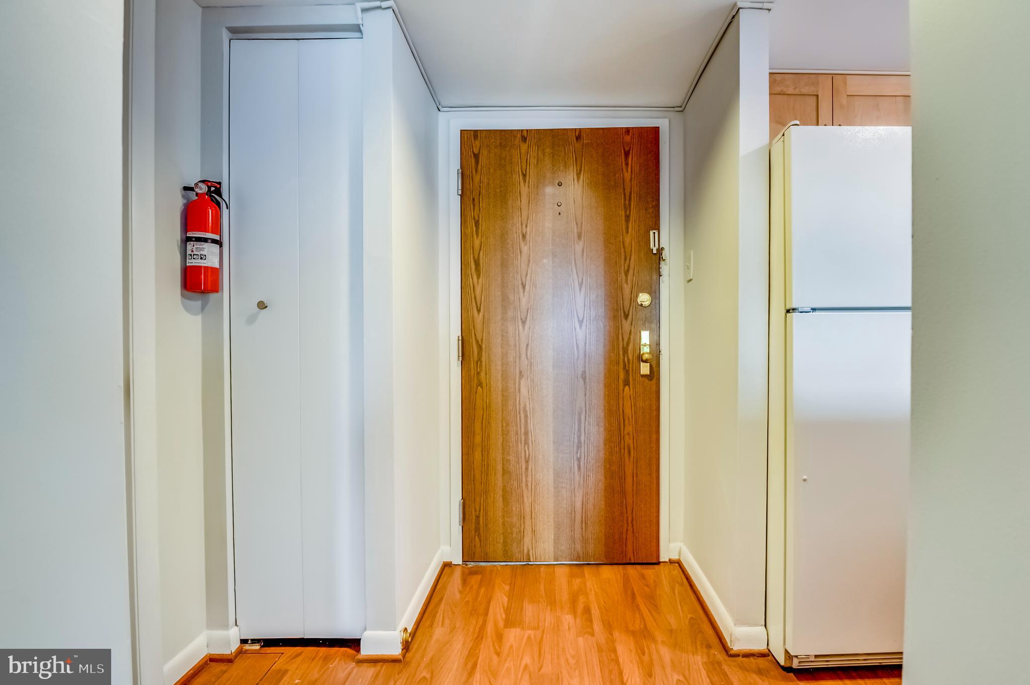 NORTH CLEVELAND PARK - Residential Lease