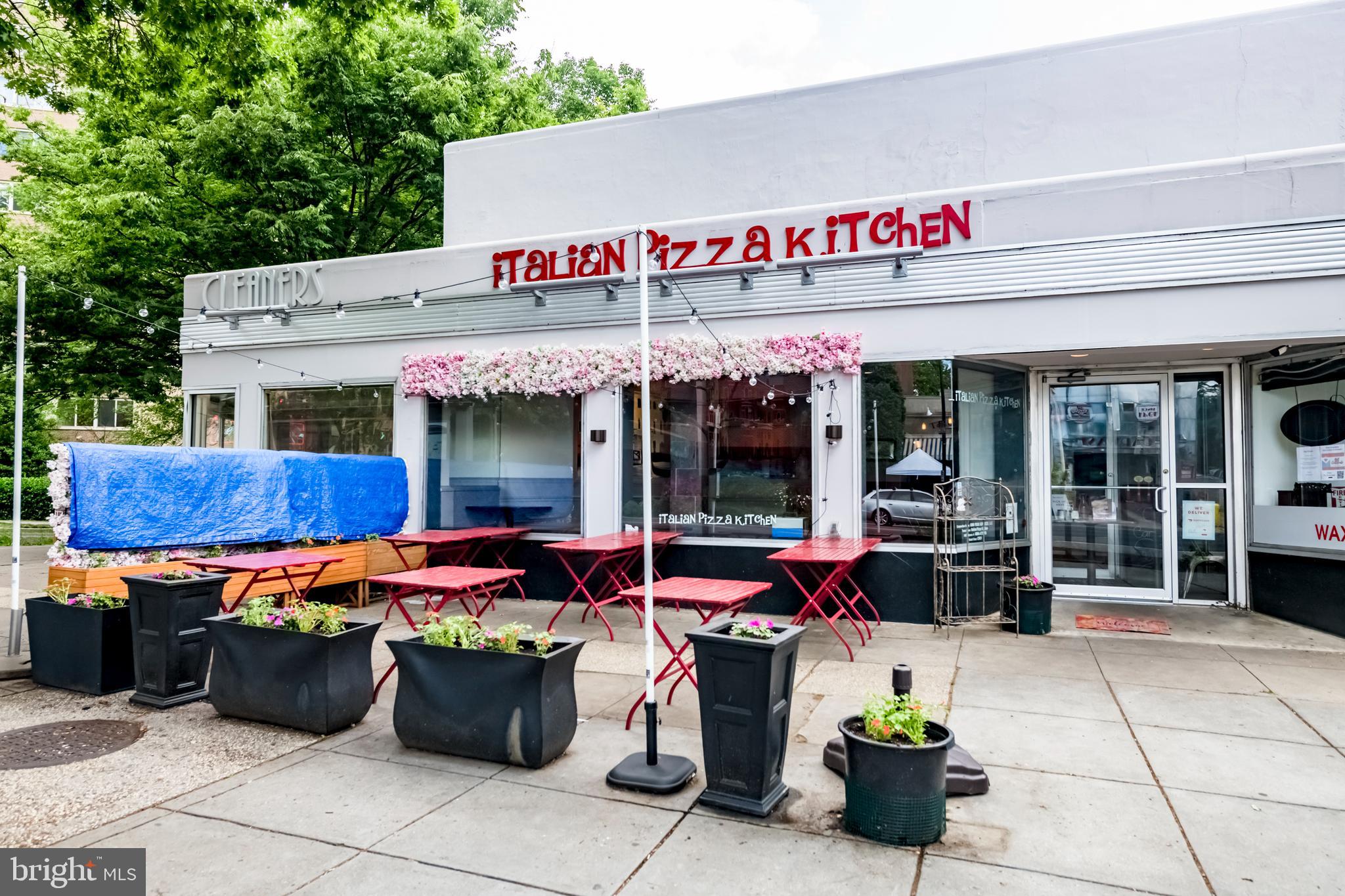 NORTH CLEVELAND PARK - Residential Lease