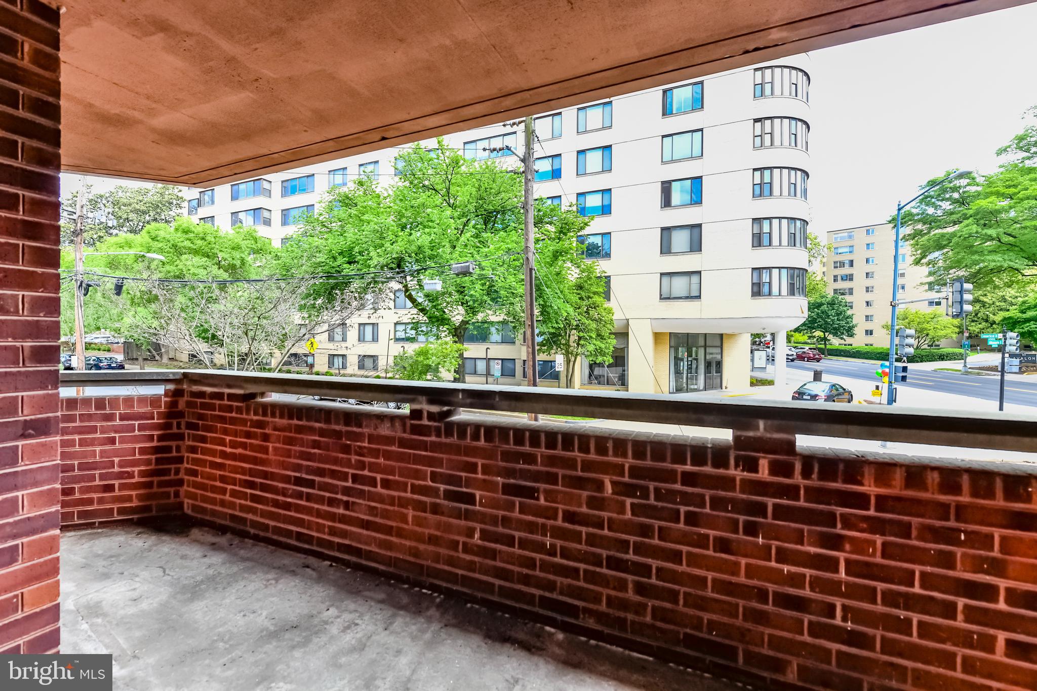NORTH CLEVELAND PARK - Residential Lease