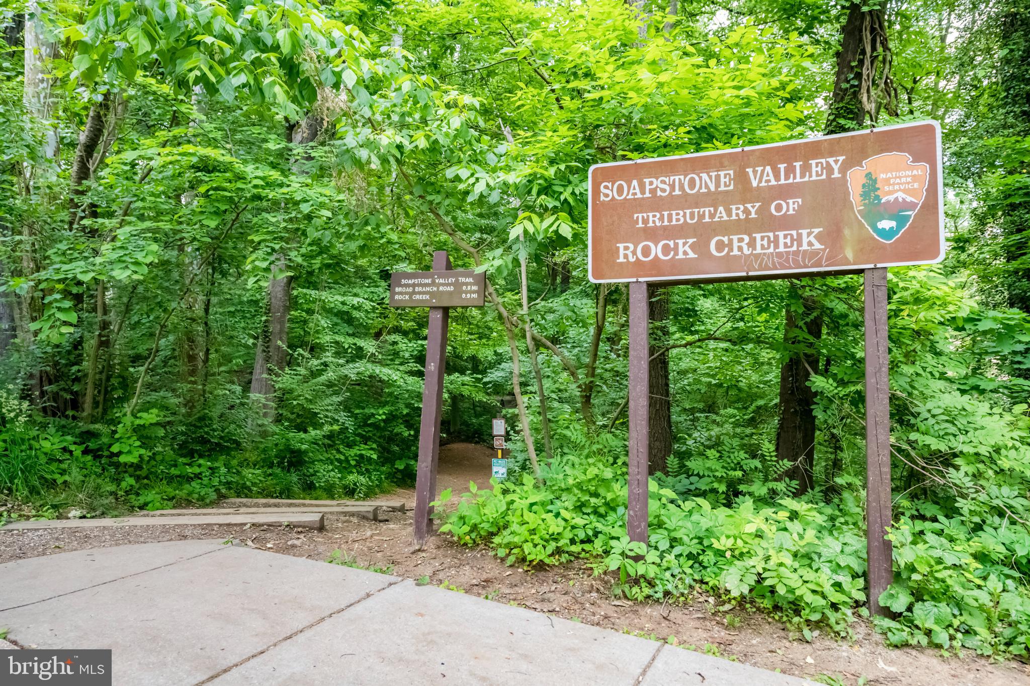 NORTH CLEVELAND PARK - Residential Lease