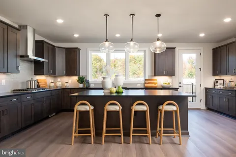 1611 Fellowship Square, Reston, VA MLS: VAFX2236620