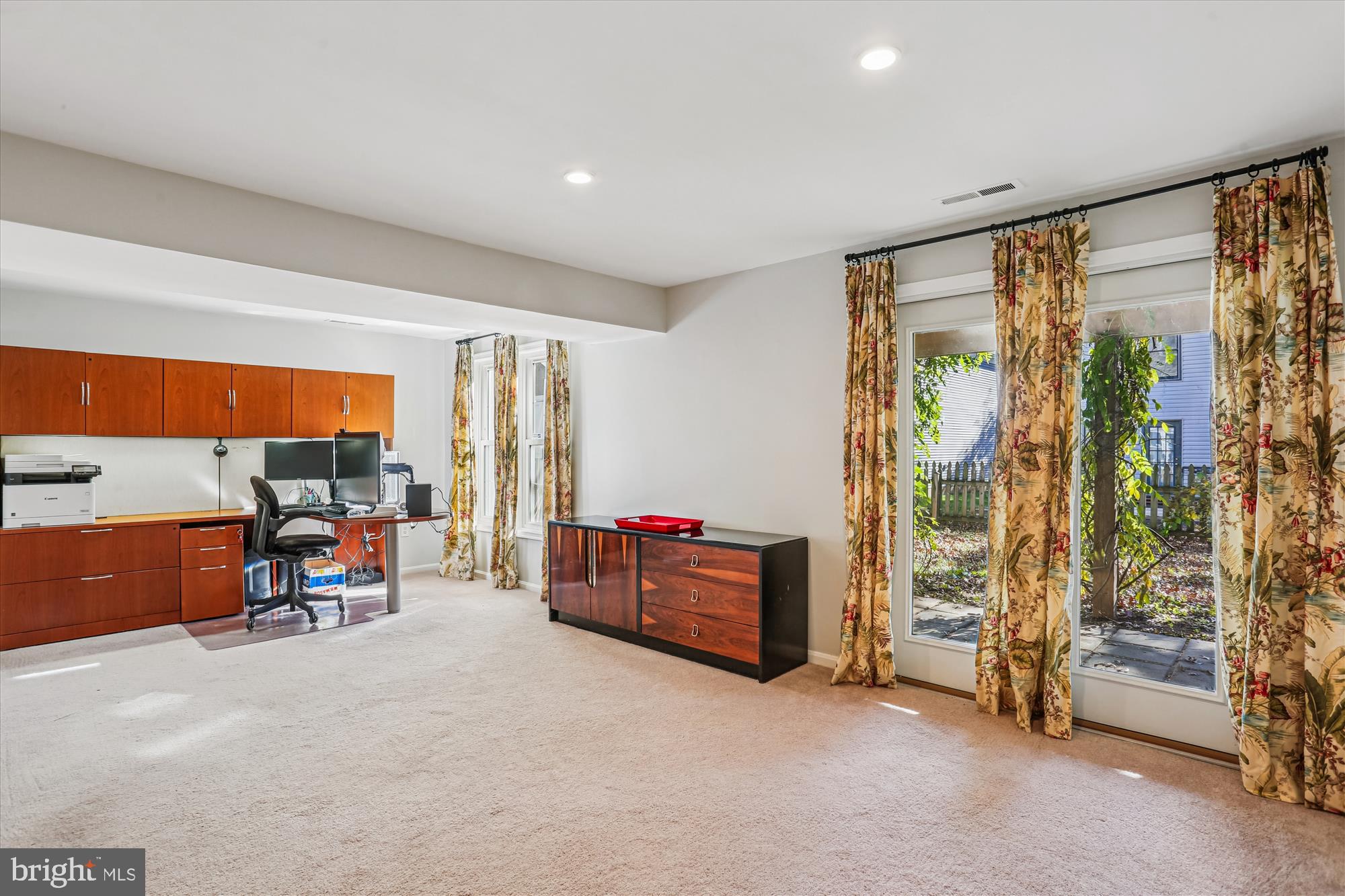 CHURCHILL TOWN SECTOR - Residential