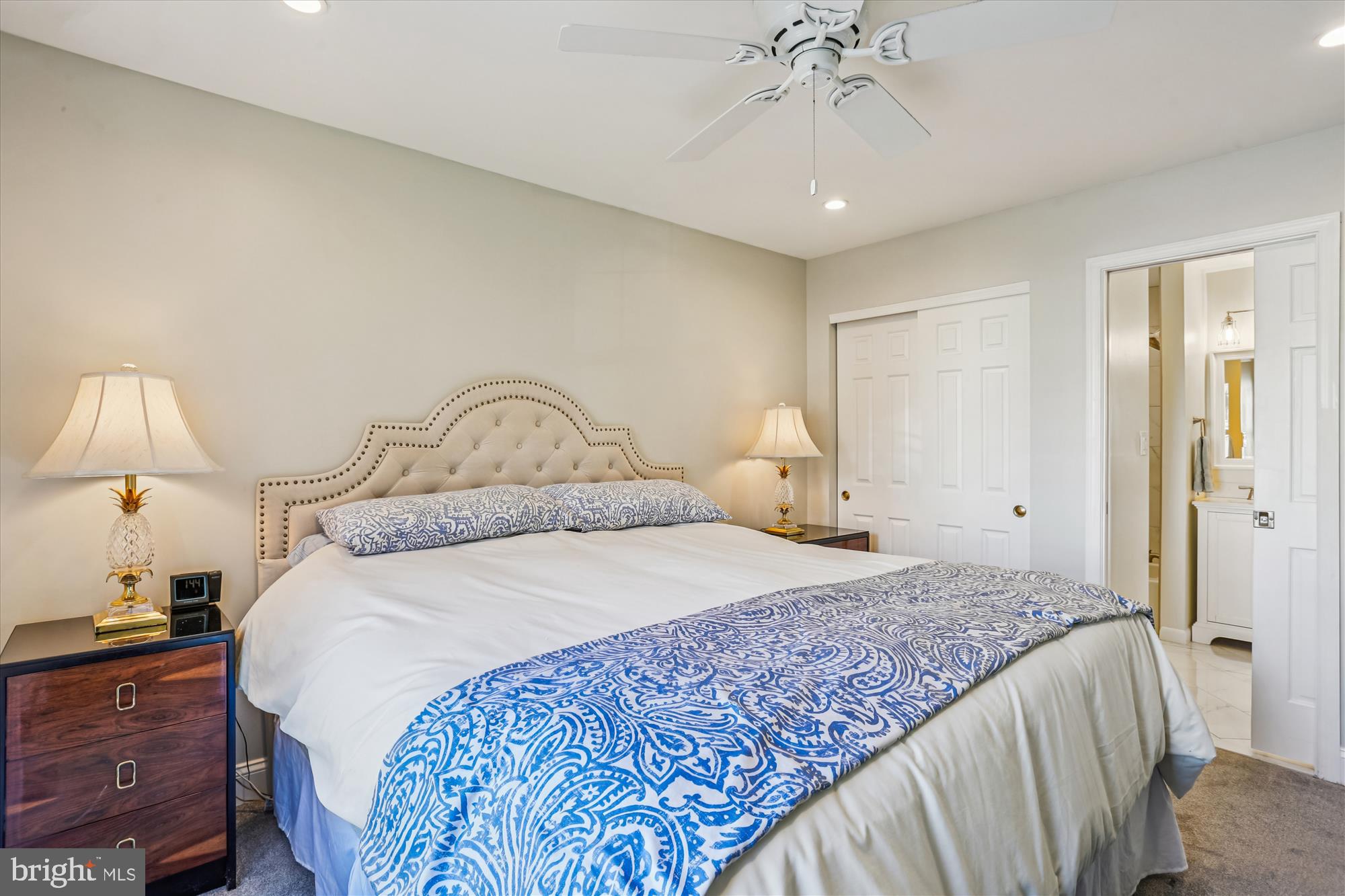 CHURCHILL TOWN SECTOR - Residential