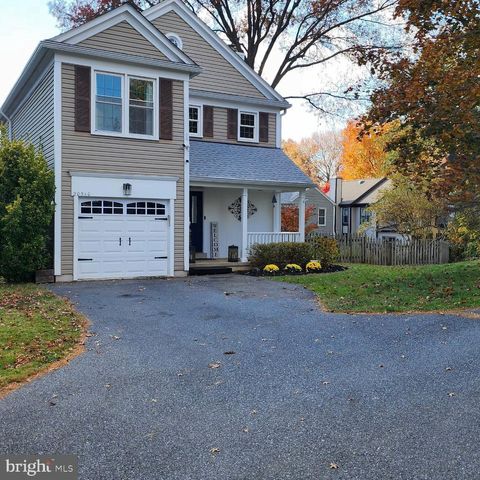 Photo of 20510 Bargene Way, GERMANTOWN, MD 20874 (MLS # MDMC2206852)