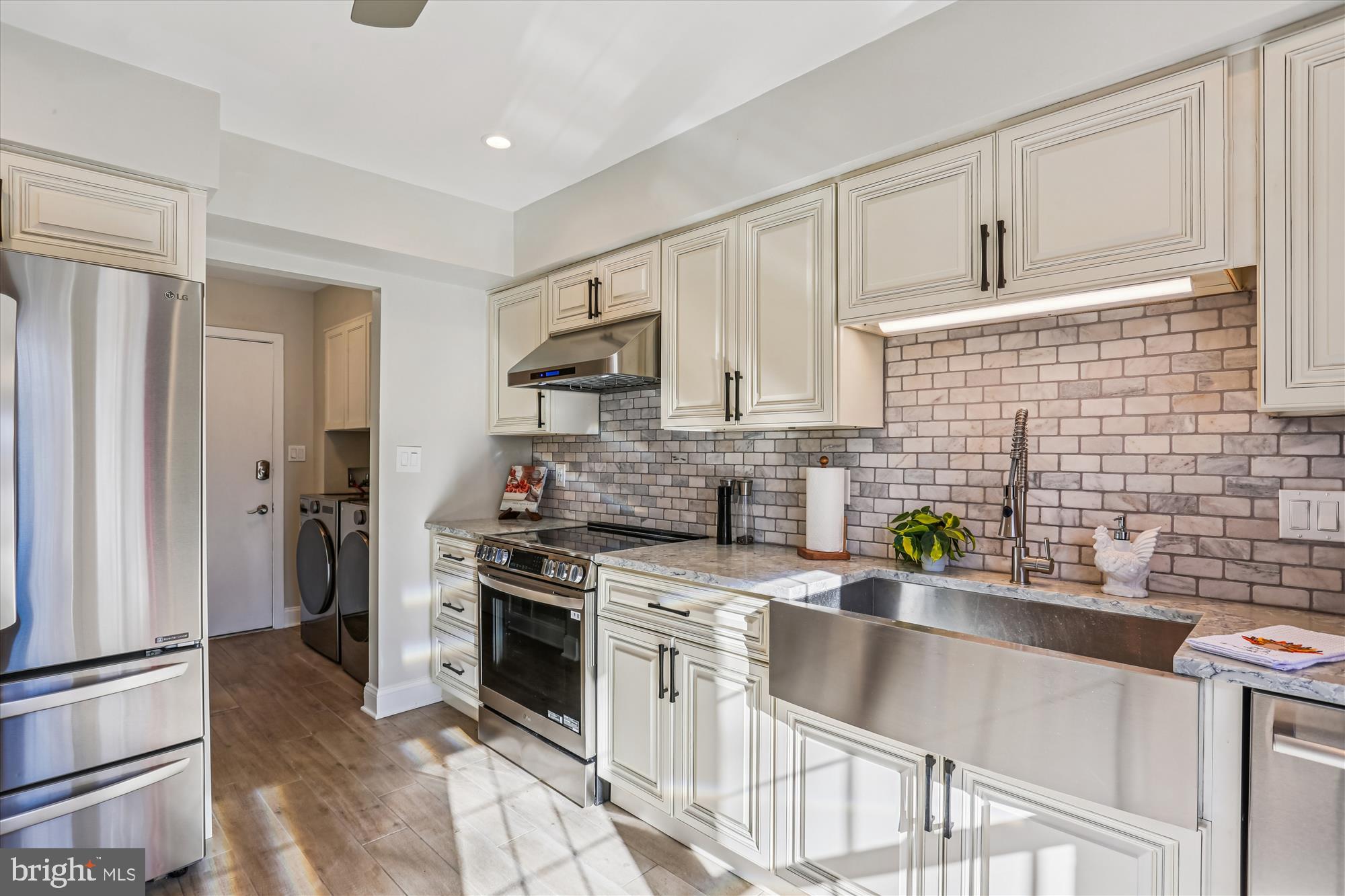 CHURCHILL TOWN SECTOR - Residential