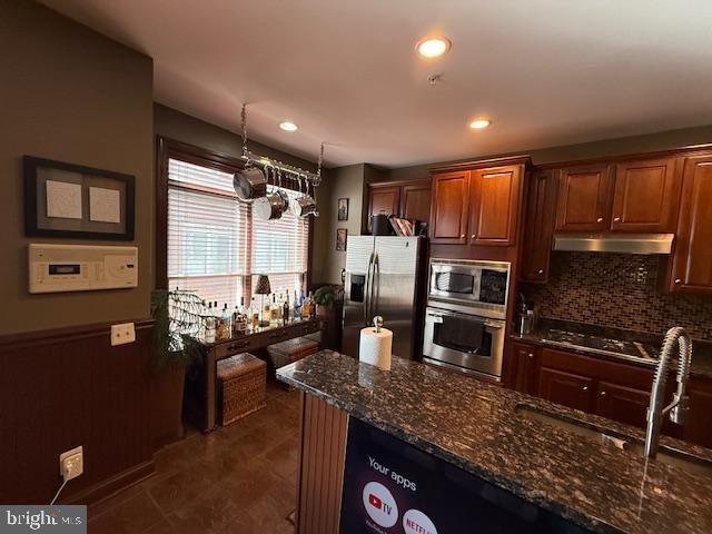 MCHENRY POINTE - Residential